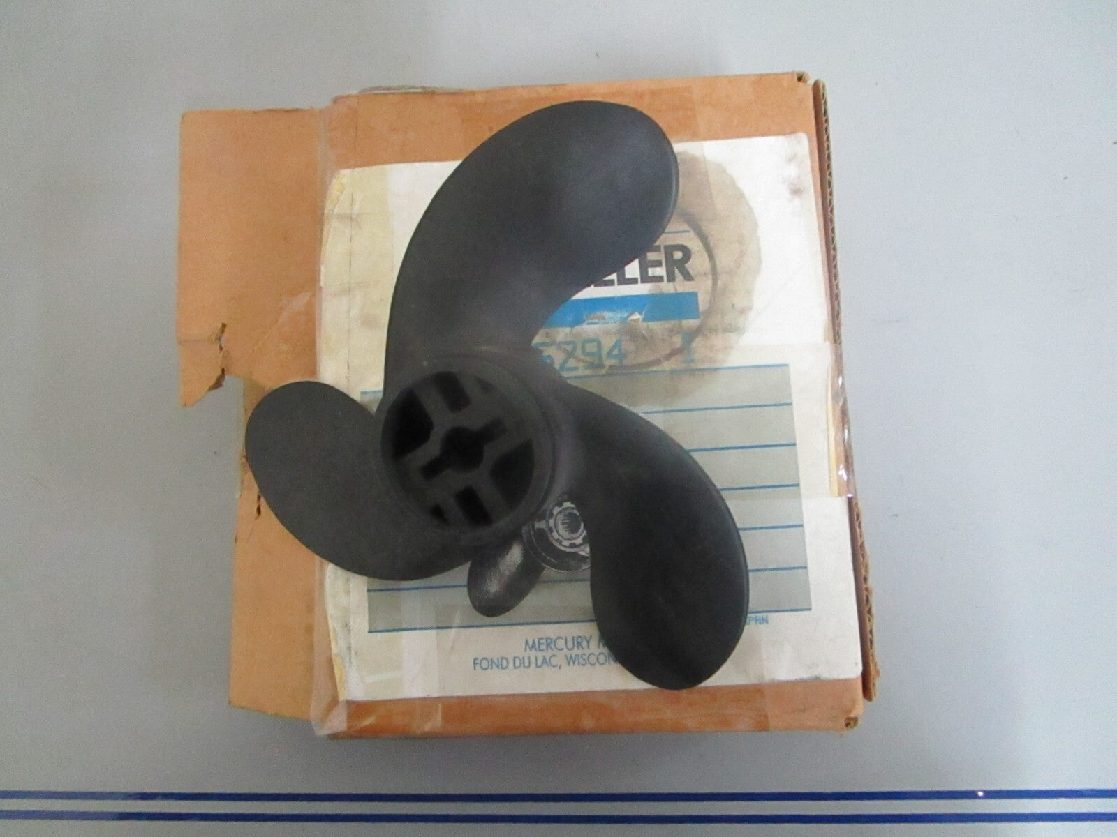 *NEW OEM* 0820 Mercury Quicksilver 2.2HP Propeller 48-95294 1