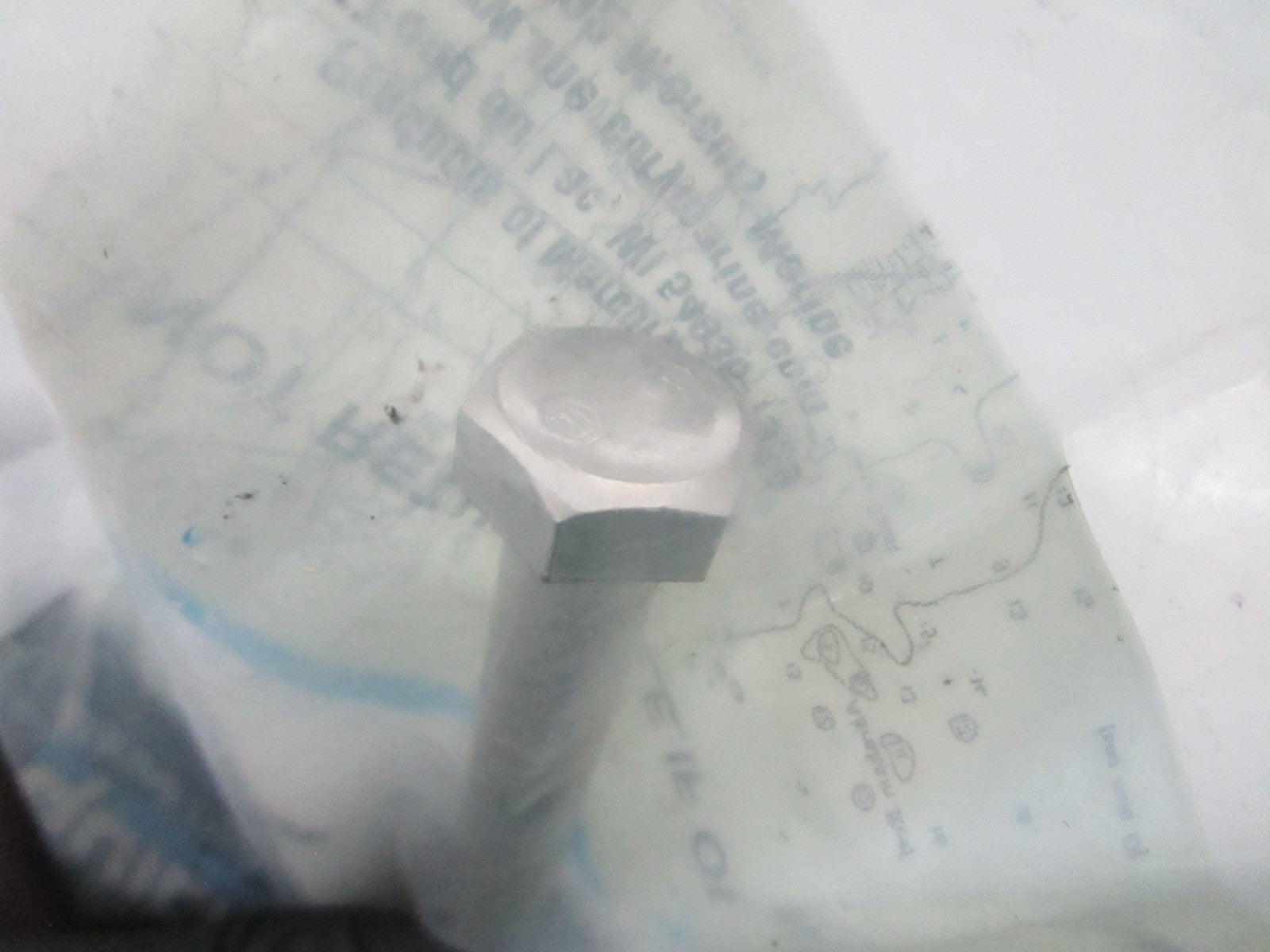 *NEW OEM* 0810 Mercury Quicksilver Screw 10-90126