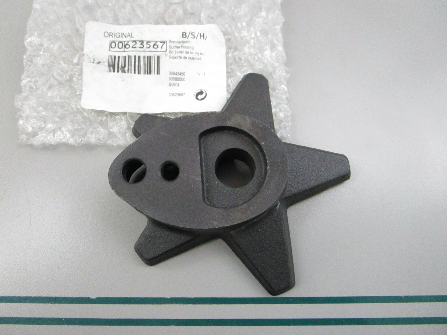 NEW OEM 00623567 Bosch Burner Housing 0810