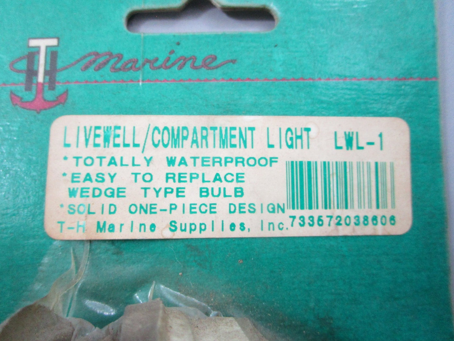 NEW LWL-1 TH Marine Livewell/Compartment Light 0810