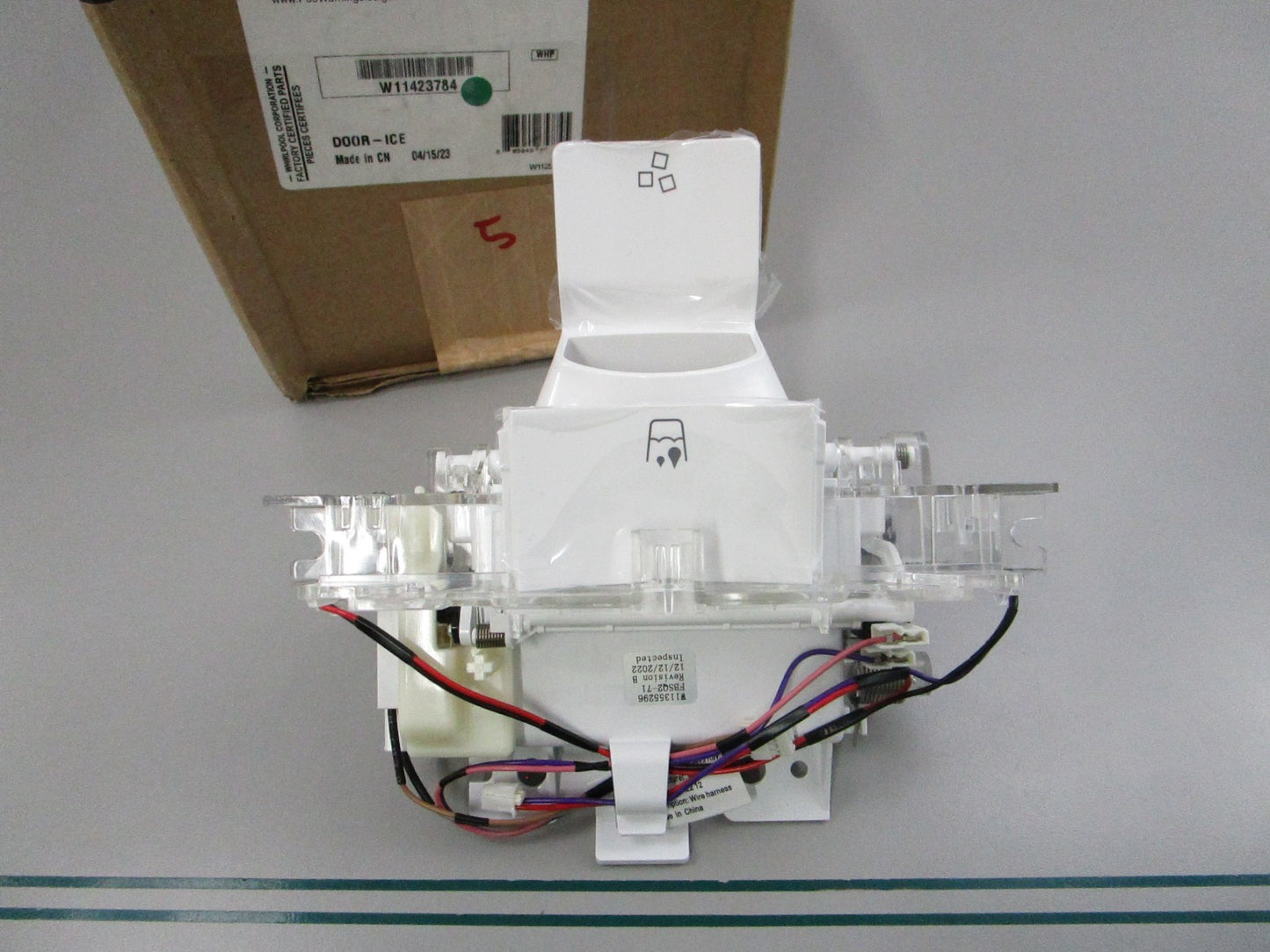 NEW OEM W11423784 Whirlpool Ice Door 0810