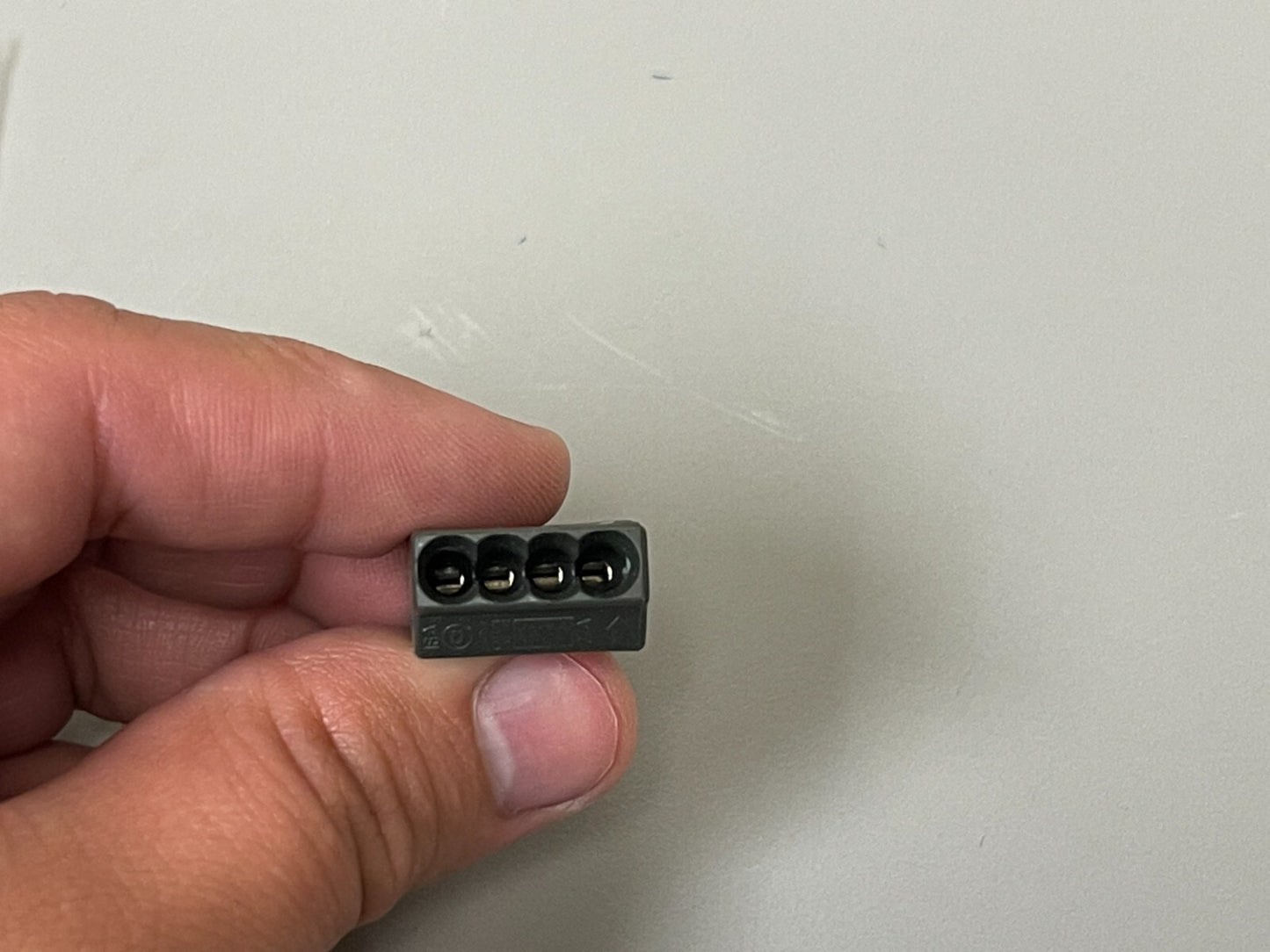 *NEW OEM* 0810 Volvo Penta Cable Clamp 850714