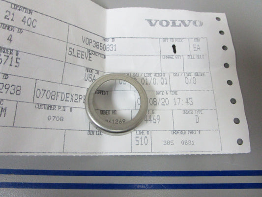 *NEW OEM* 0720 Volvo Penta Sleeve 3850831