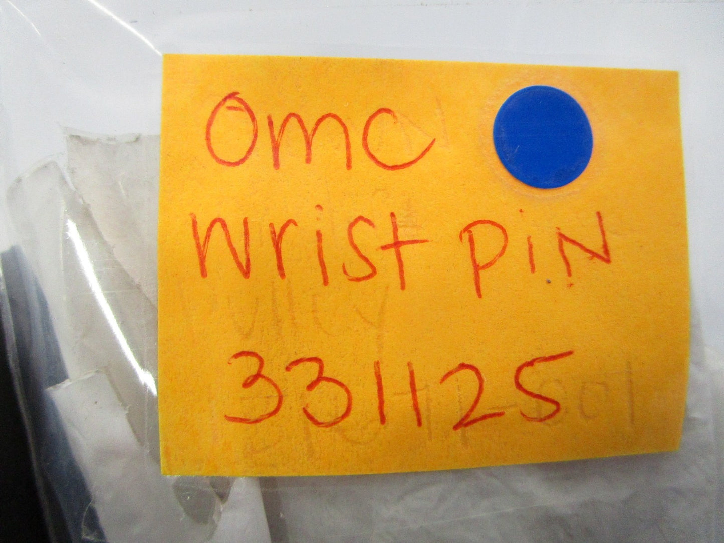 *NEW OEM* 0810 OMC Johnson Evinrude Wrist Pin 331125 0331125
