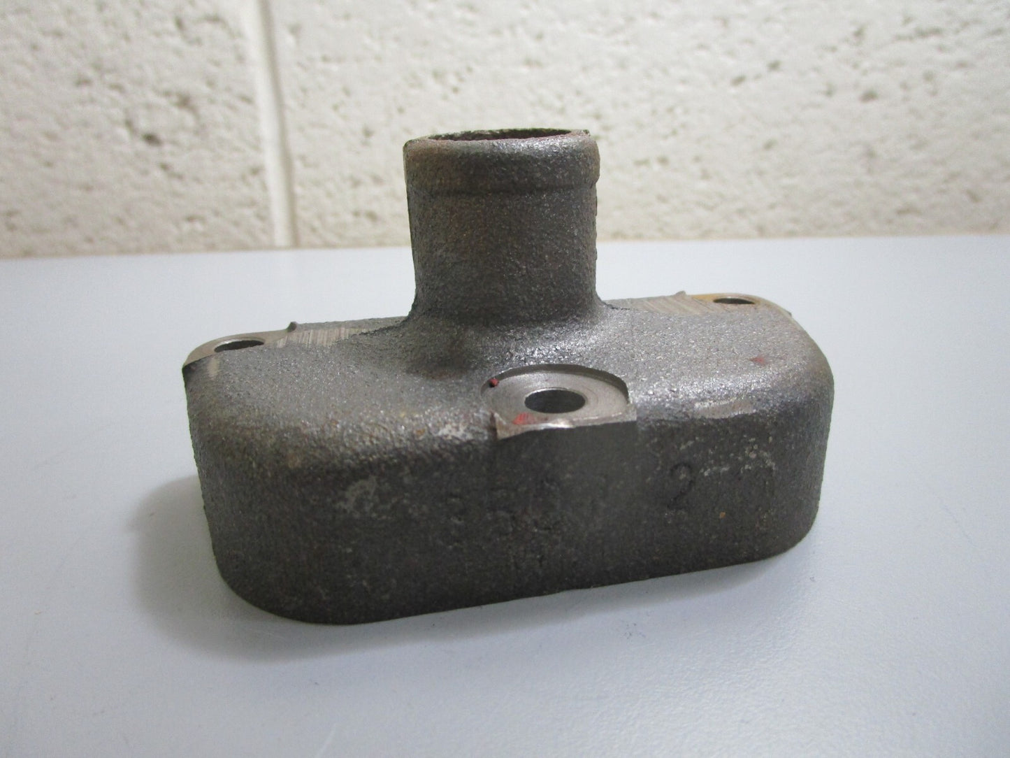 *NEW OEM* 0820 Volvo Penta End Cover 850742