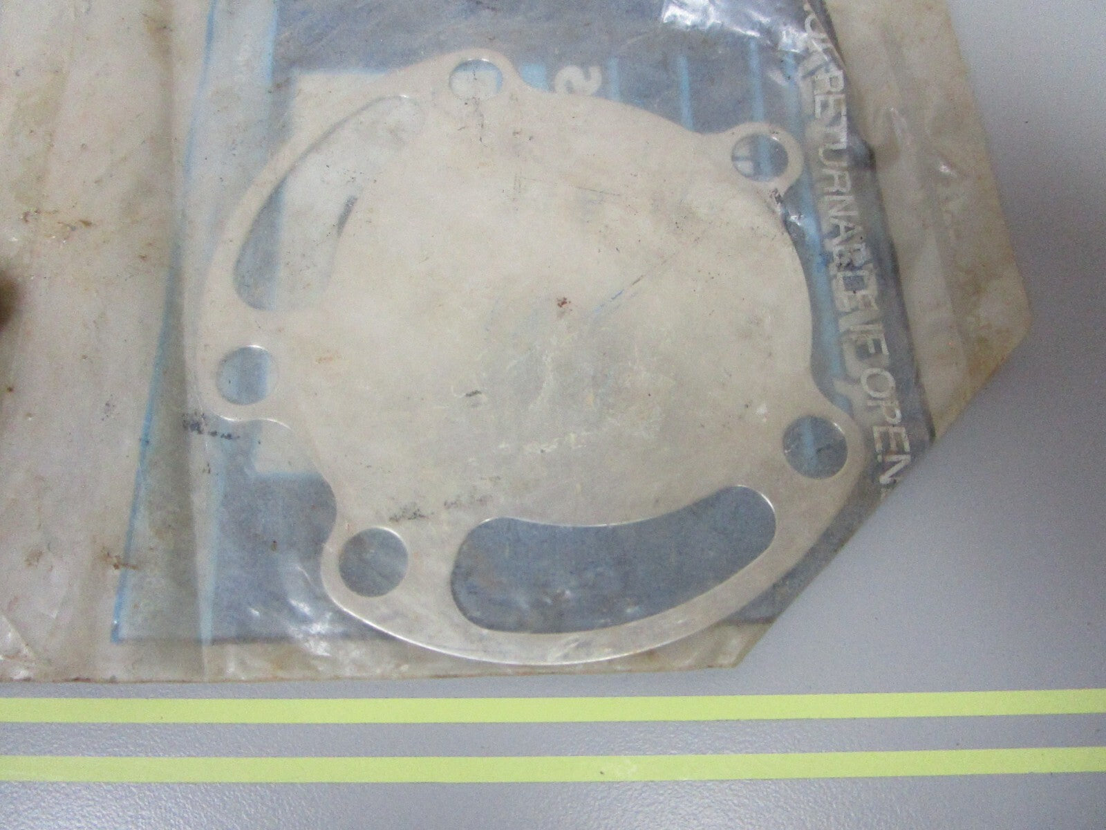 *NEW OEM* 0810 Mercury Quicksilver Wear Plate 94916