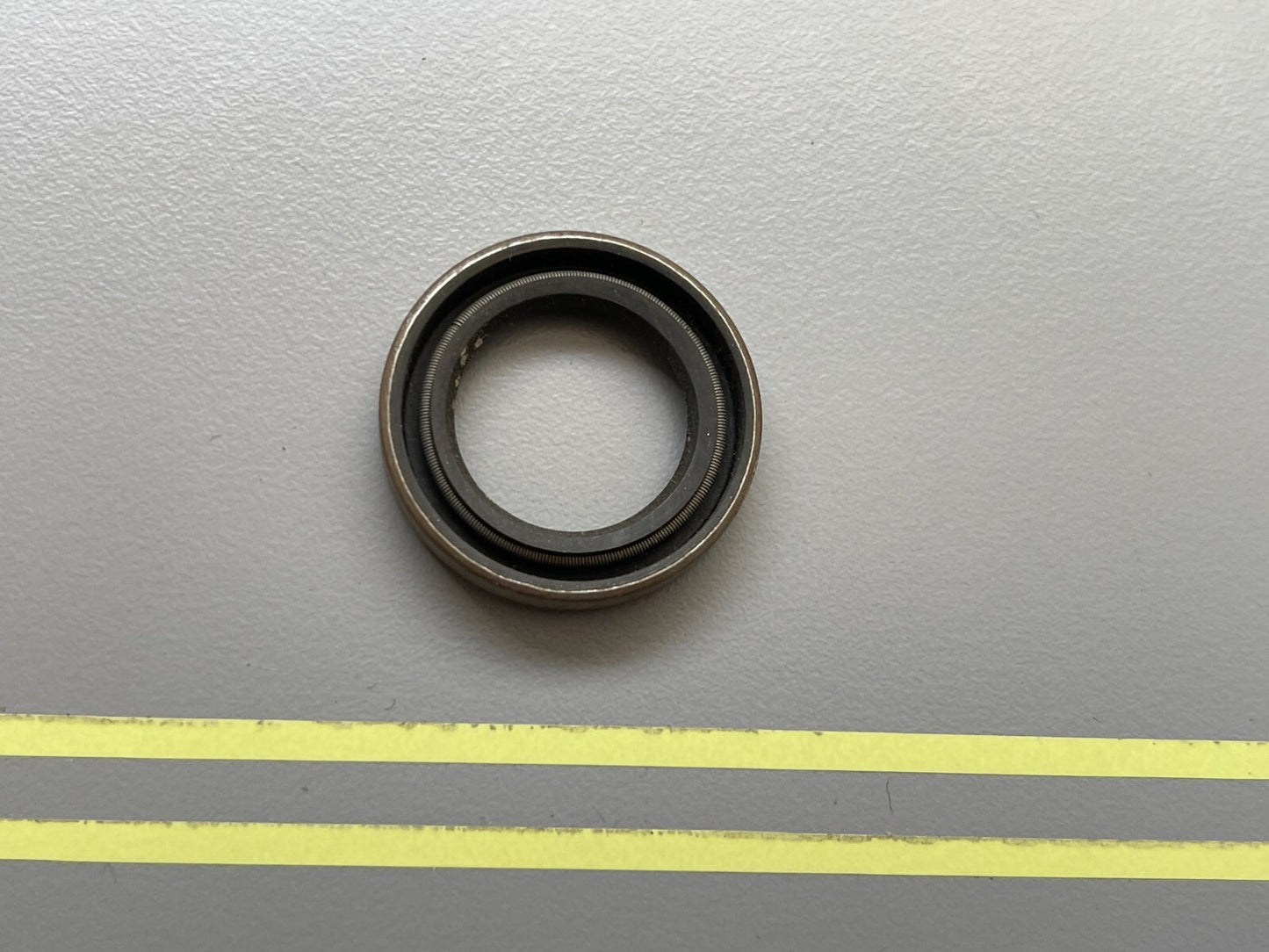 *NEW OEM* 0810 Mercury Quicksilver Oil Seal 26-31411