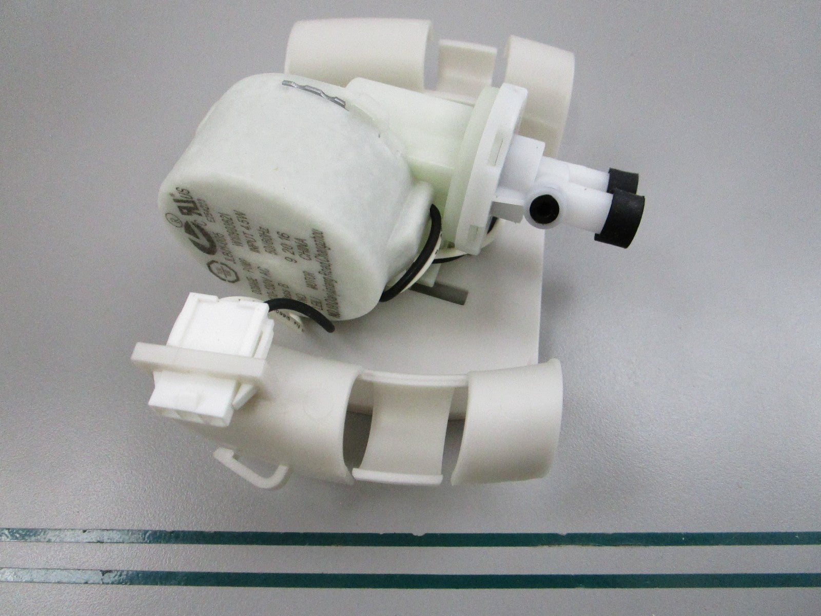 NEW OEM W11316271 Whirlpool Pump Motor 0810