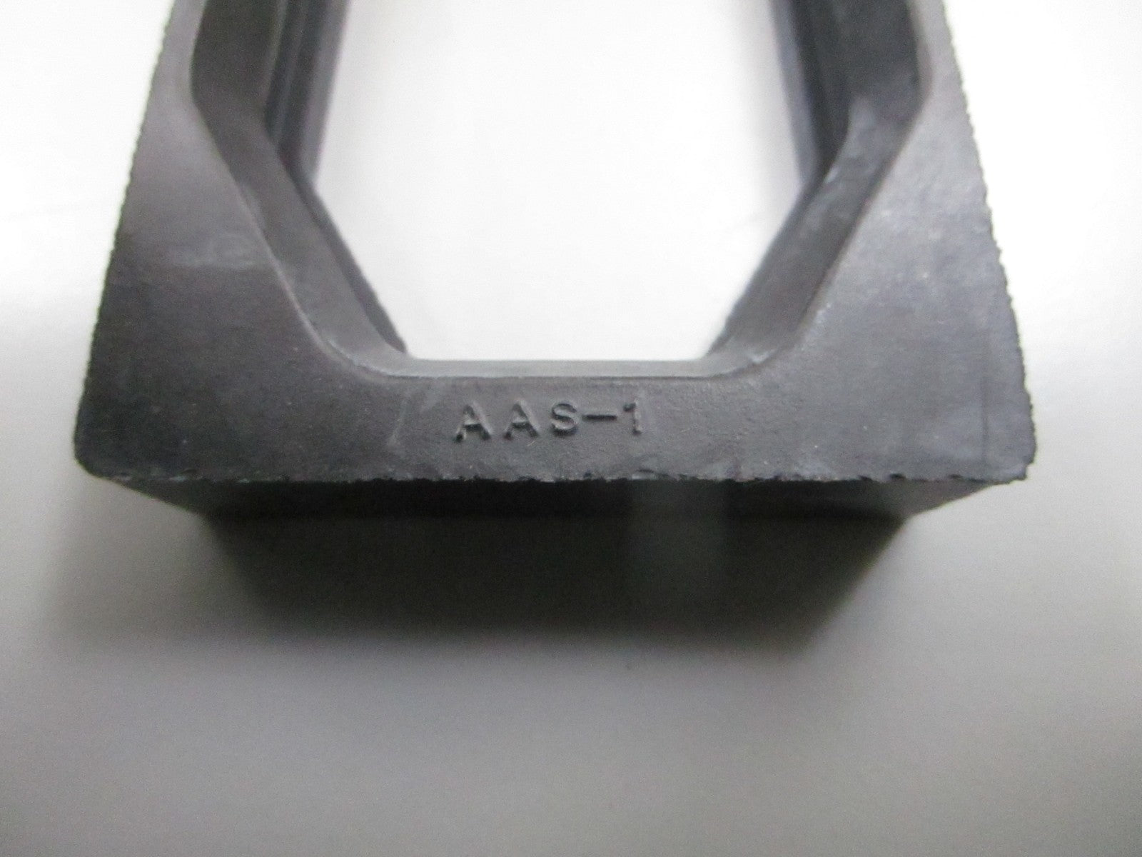 *NEW OEM* 0810 Mercury Quicksilver Seal 37721001