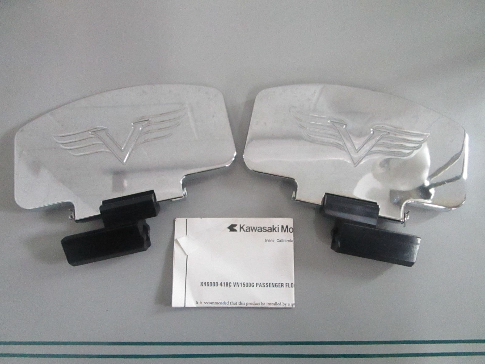 NEW OEM K46000-418C Kawasaki Nomad Floorboards 0820
