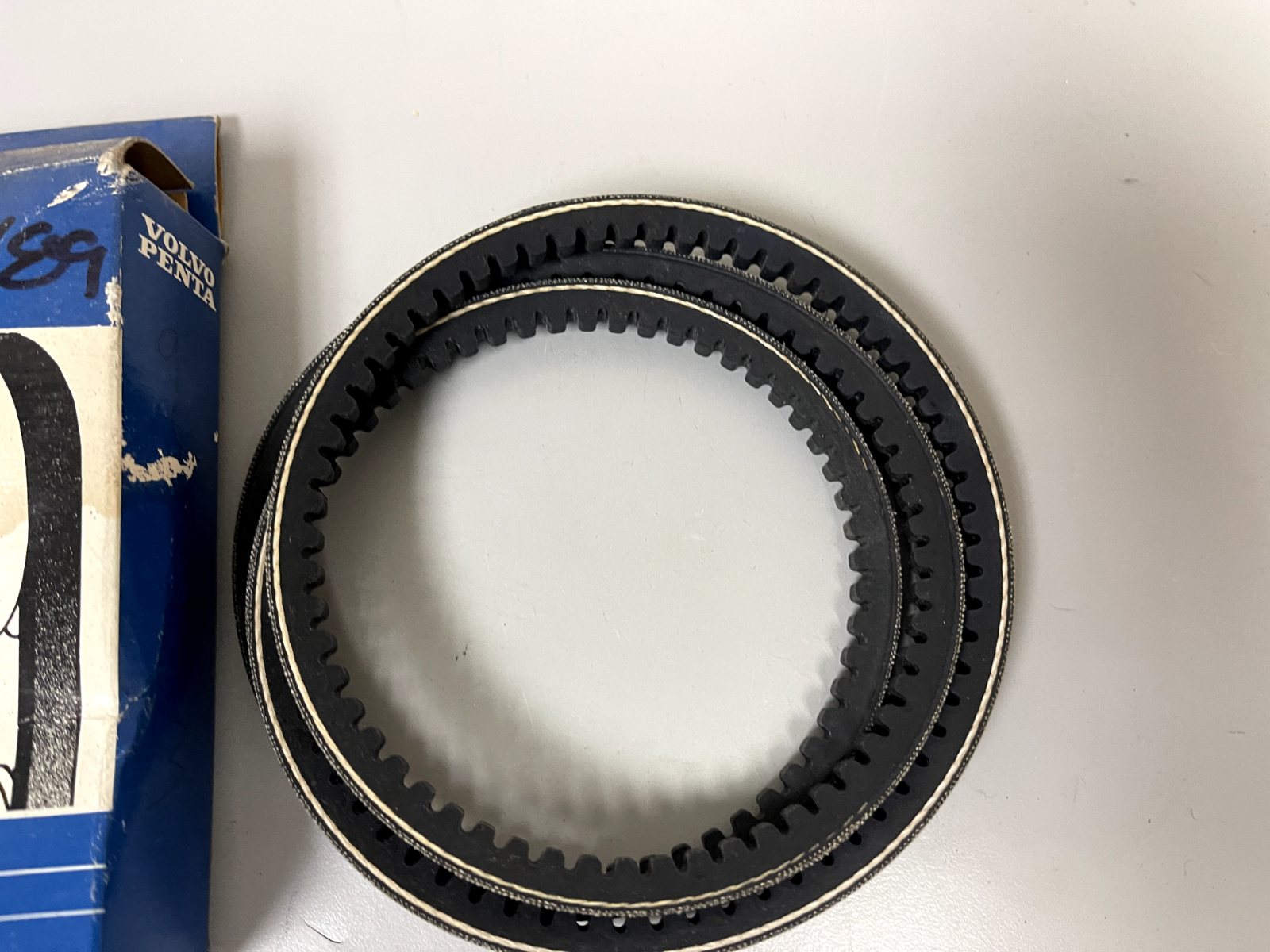 *NEW OEM* 0670 Volvo Penta V-Belt 966383