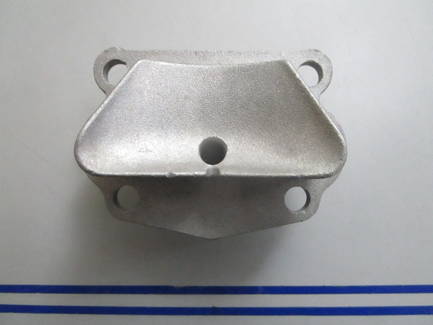 *NEW OEM* 0820 OMC Johnson Evinrude Bypass Cover 314817 0314817