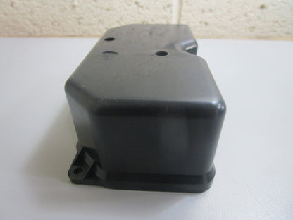 *NEW OEM* 0810 Volvo Penta Cap 839330