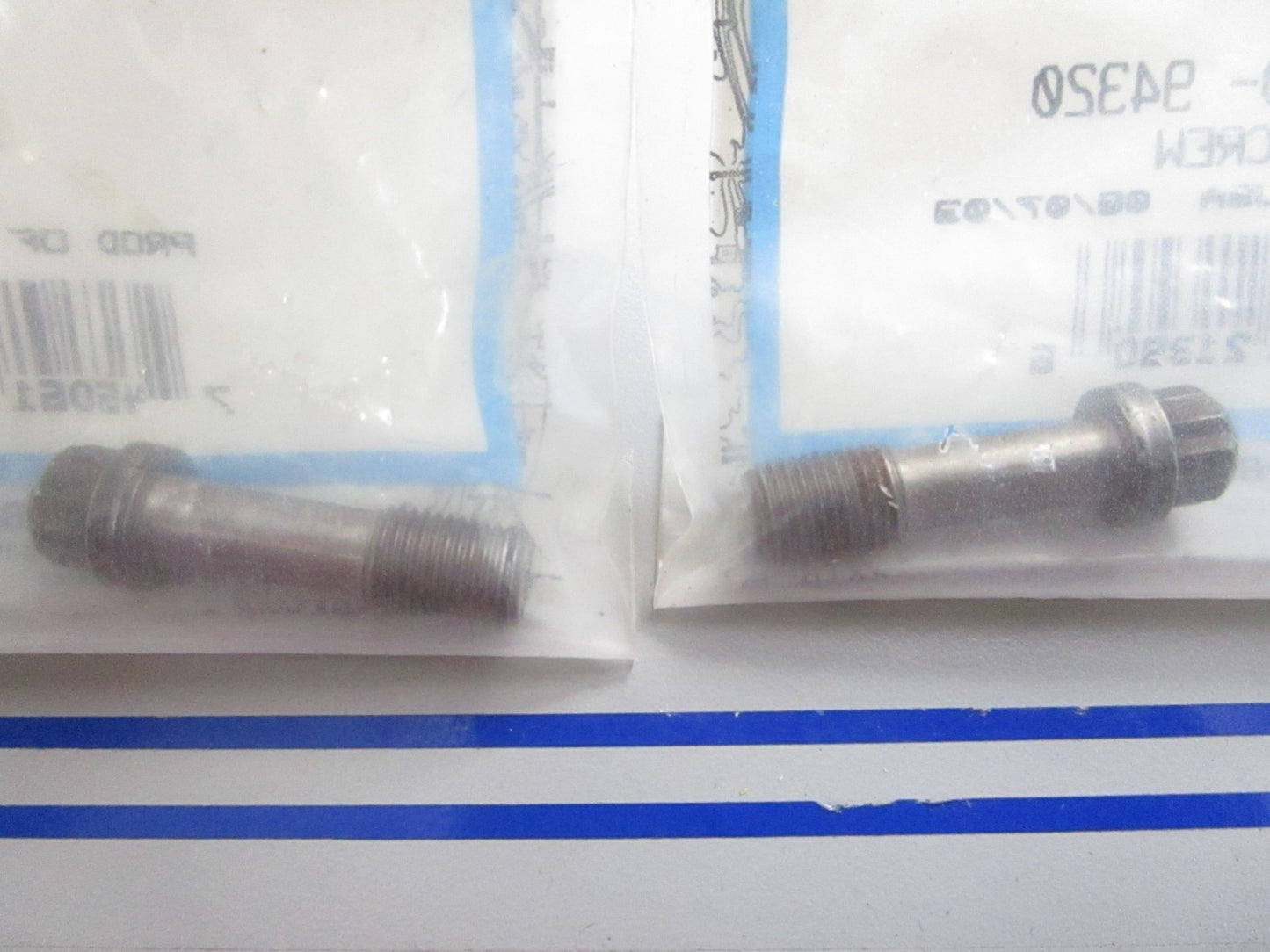 *NEW OEM* (LOT OF 2) 0810 Mercury Quicksilver Screw 10-94320