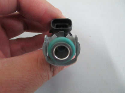 *NEW OEM* 0820 Mercury Quicksilver Injector 881693002