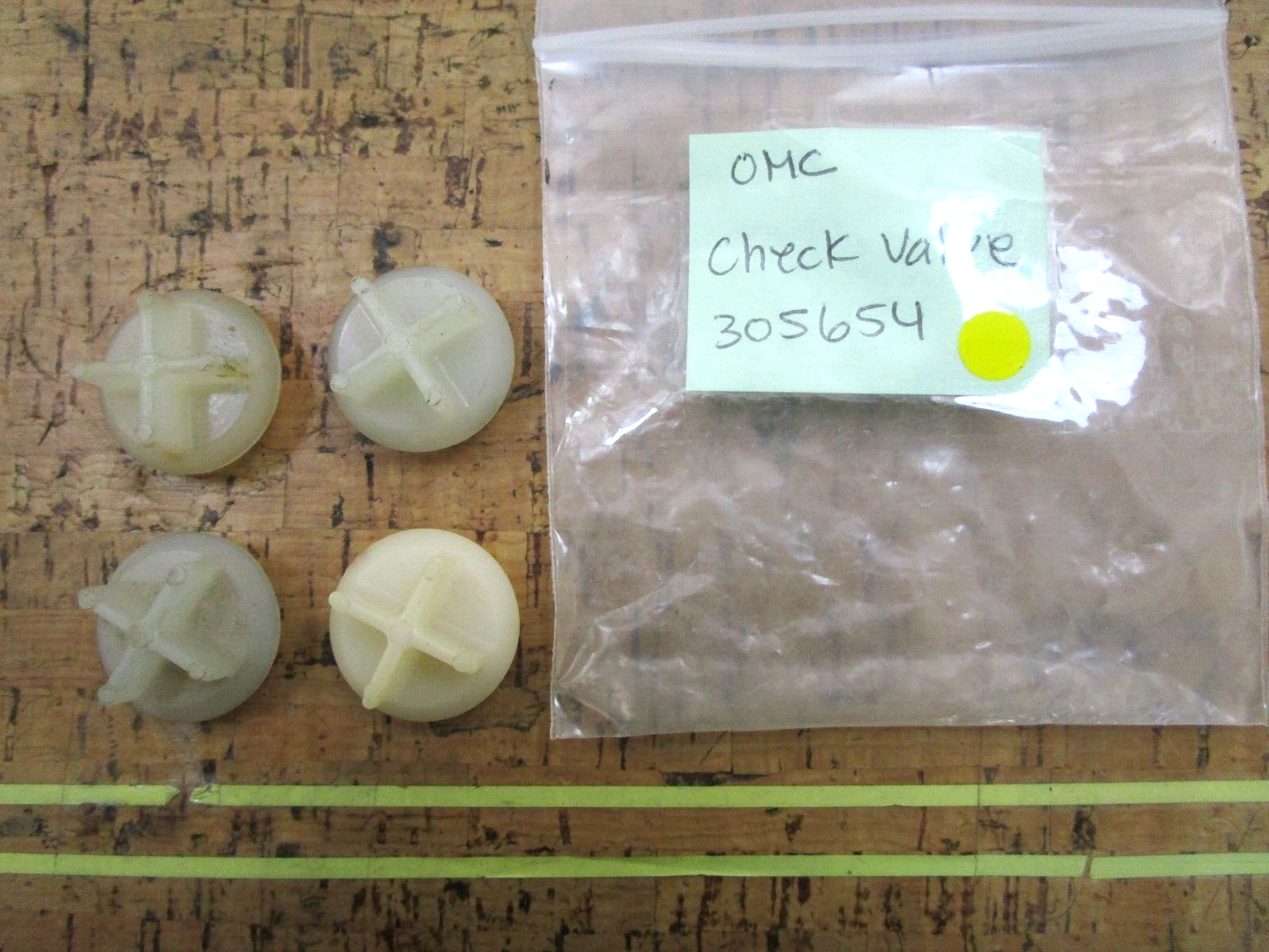*NEW OEM* (LOT OF 4) 0750 OMC Johnson Evinrude CHECK VALVE 305654 0305654