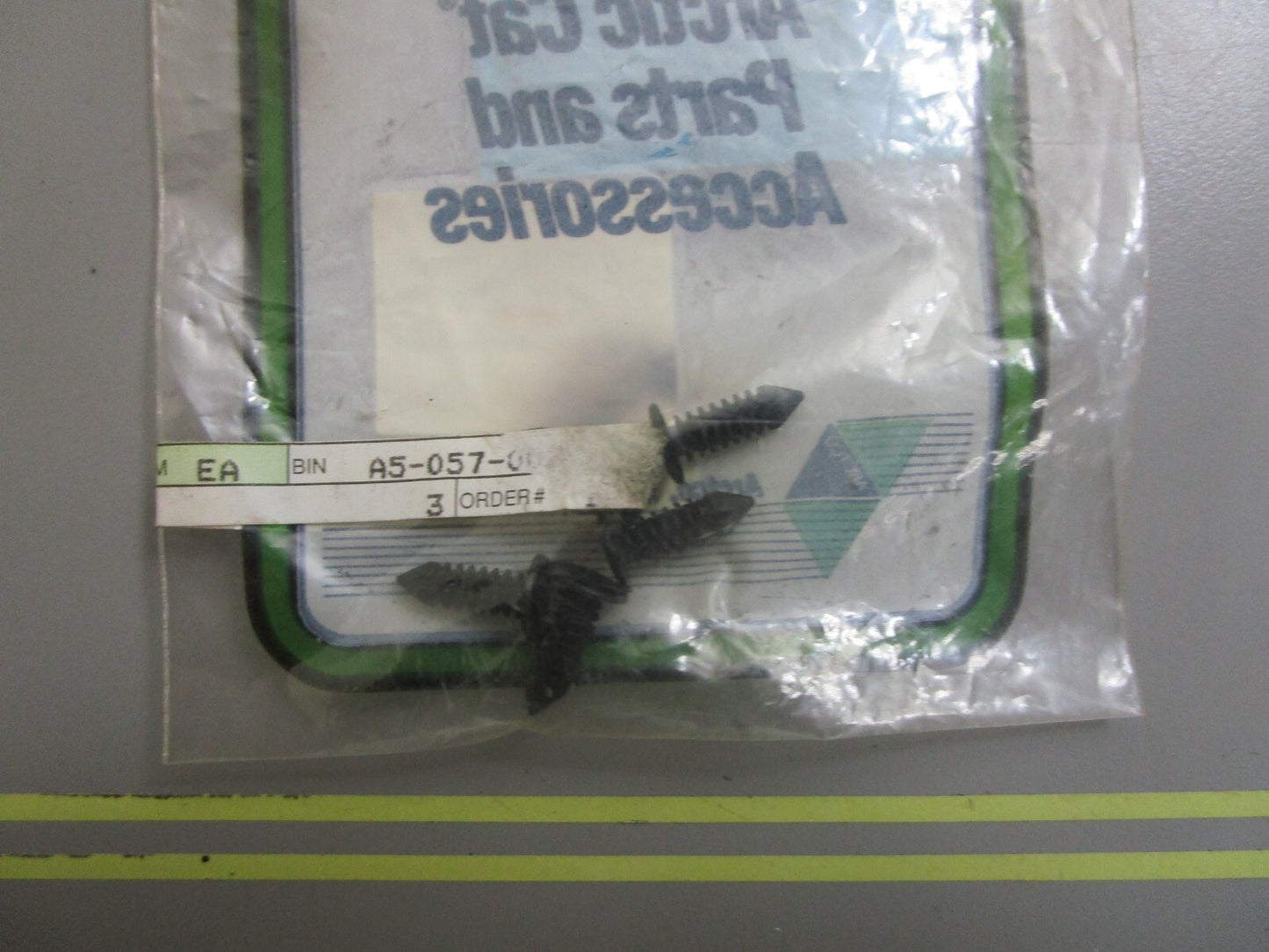 *NEW* (LOT OF 5) 0810 Arctic Cat Tigershark Clip 0623-269