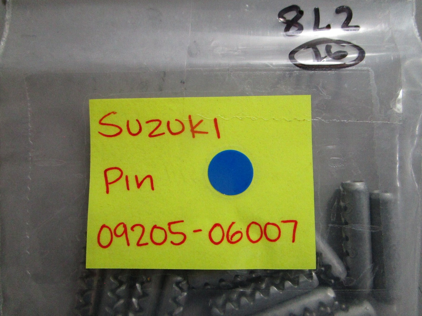 *NEW OEM* (LOT OF 2) 0810 Suzuki Pin 09205-06007