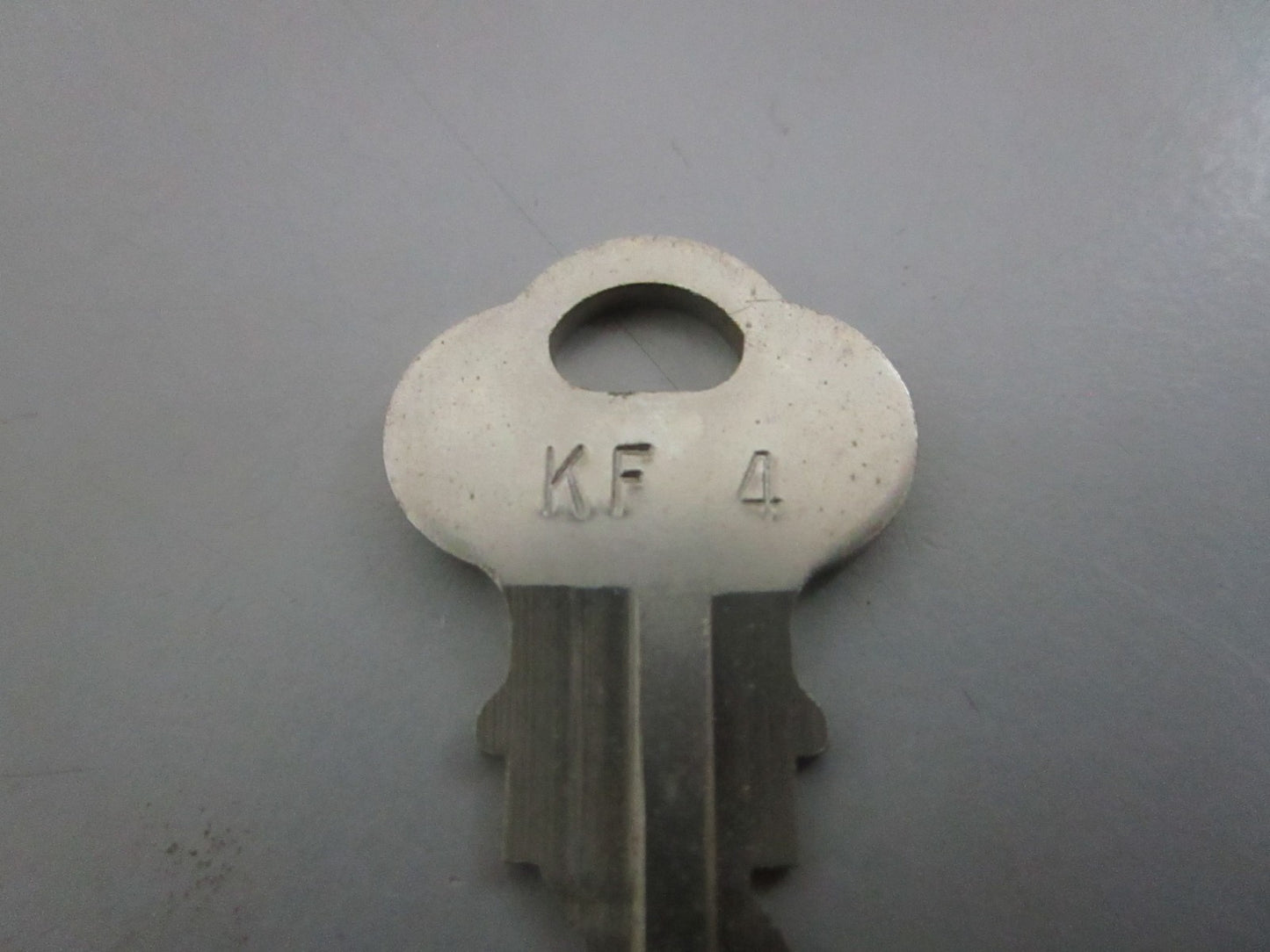 NEW OEM 501519 0501519 OMC Johnson Evinrude KF4 Ignition Key 0820