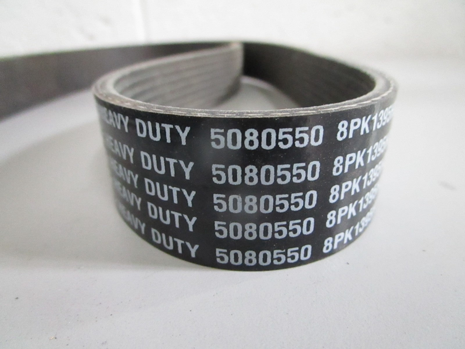 NEW OEM 5080550 Dayco Serpentine Belt 0820