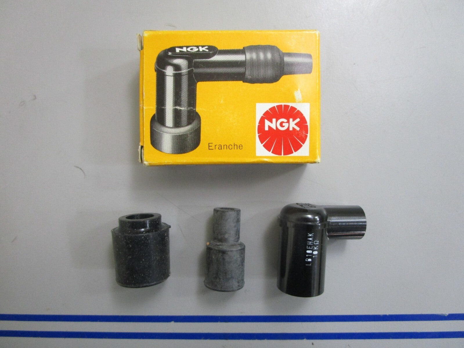 *NEW OEM* 0820 Suzuki NGK Spark Plug Resistor Cover 33510-98600 LB10EHAK