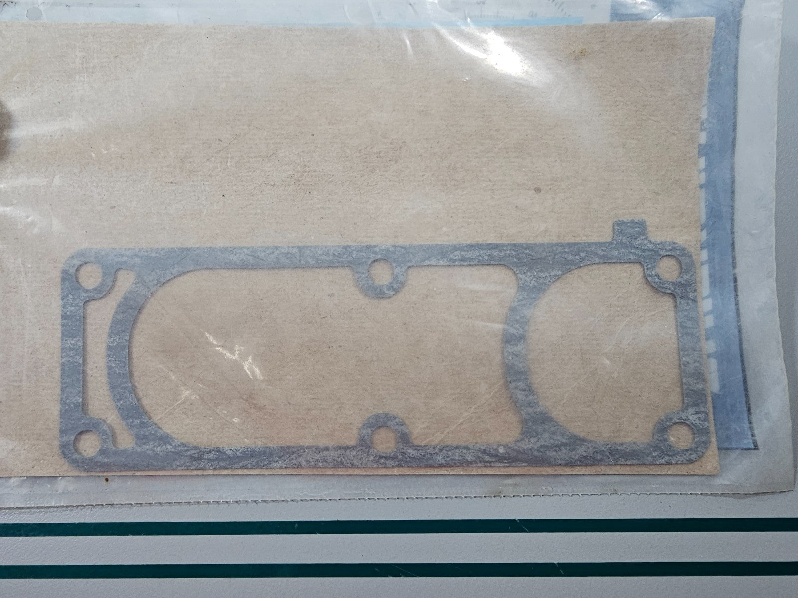 NEW OEM 27-8M0099564 Mercury Quicksilver Gasket 0810