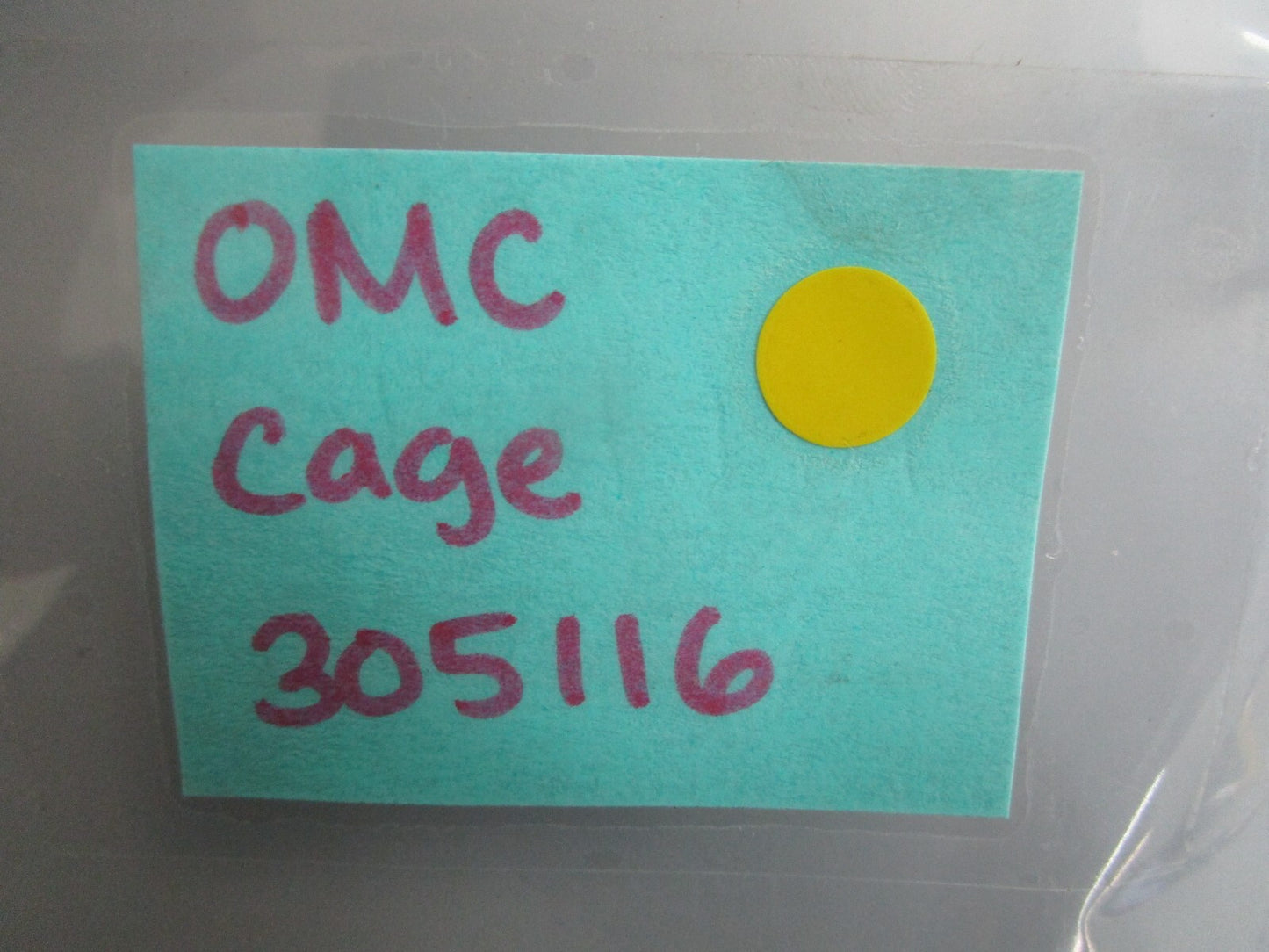 *NEW OEM* 0820 OMC Johnson Evinrude Cage 305116 0305116
