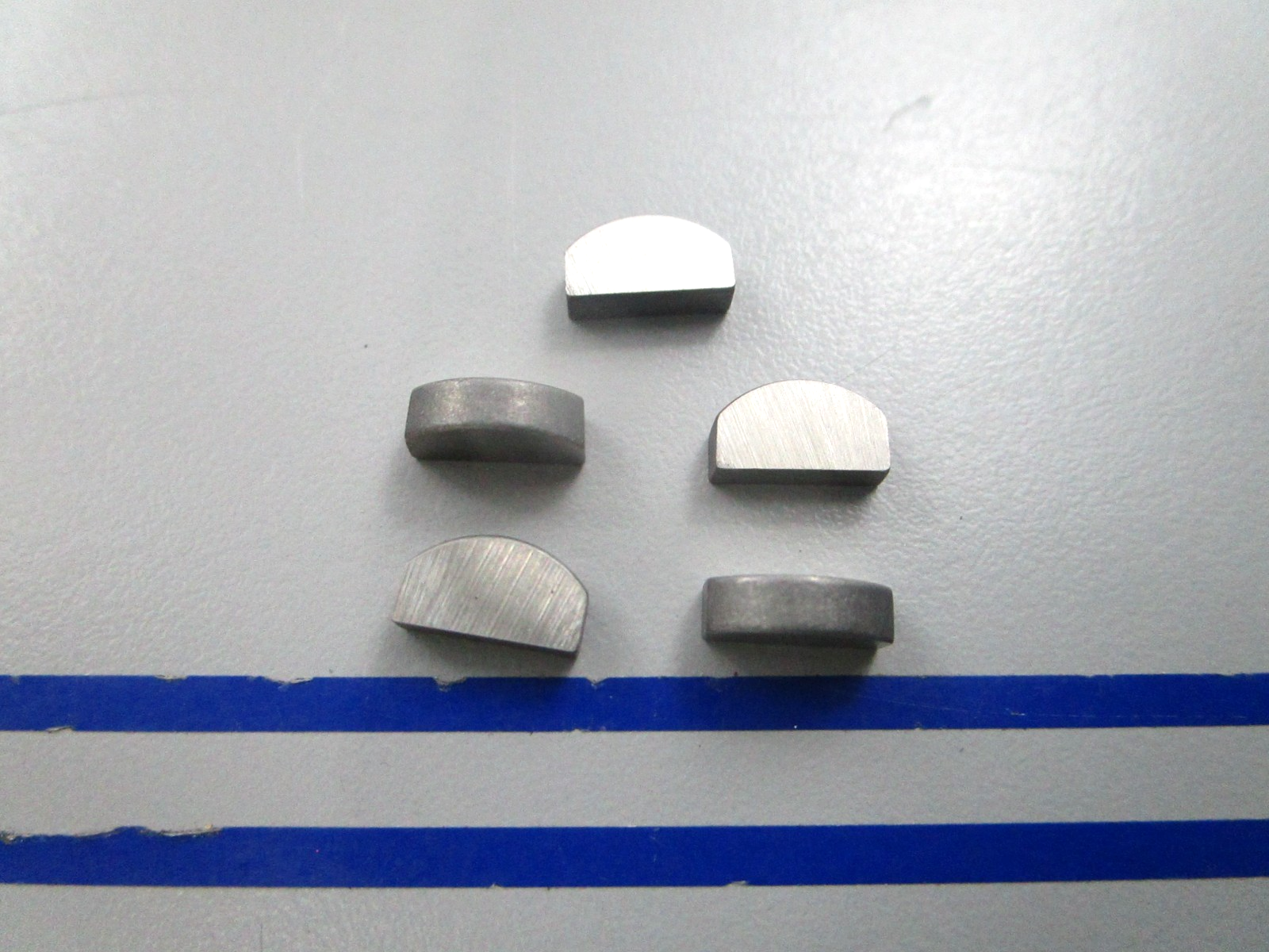 NEW OEM (LOT OF 5) 09420-03002 Suzuki Key 0810