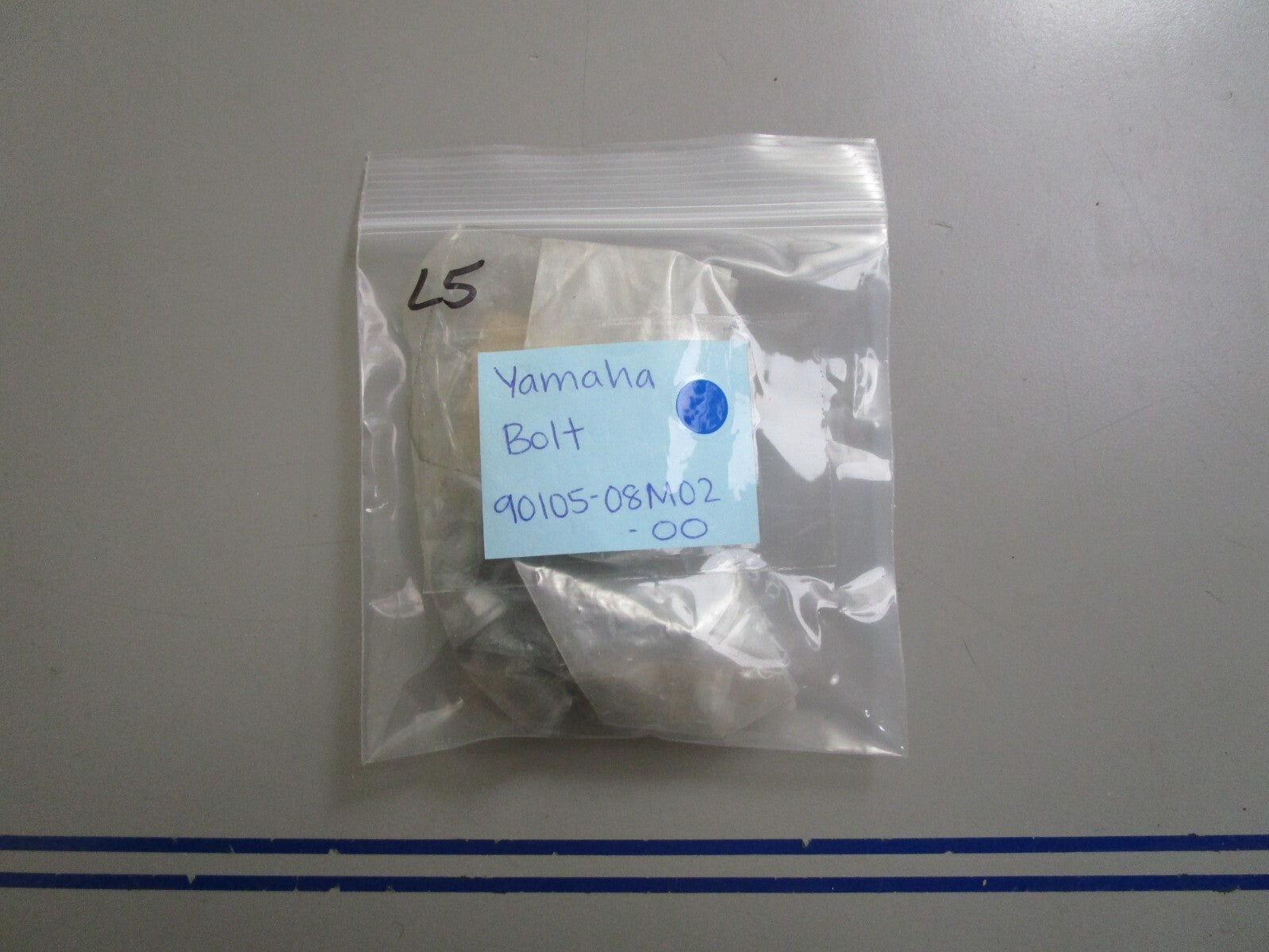 *NEW OEM* (LOT OF 5) 0810 Yamaha Bolt 90105-08M02-00
