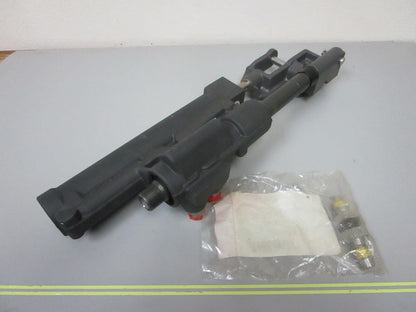 *NEW OEM* 0720 Volvo Penta Power Steering Actuator 3858128 21910902