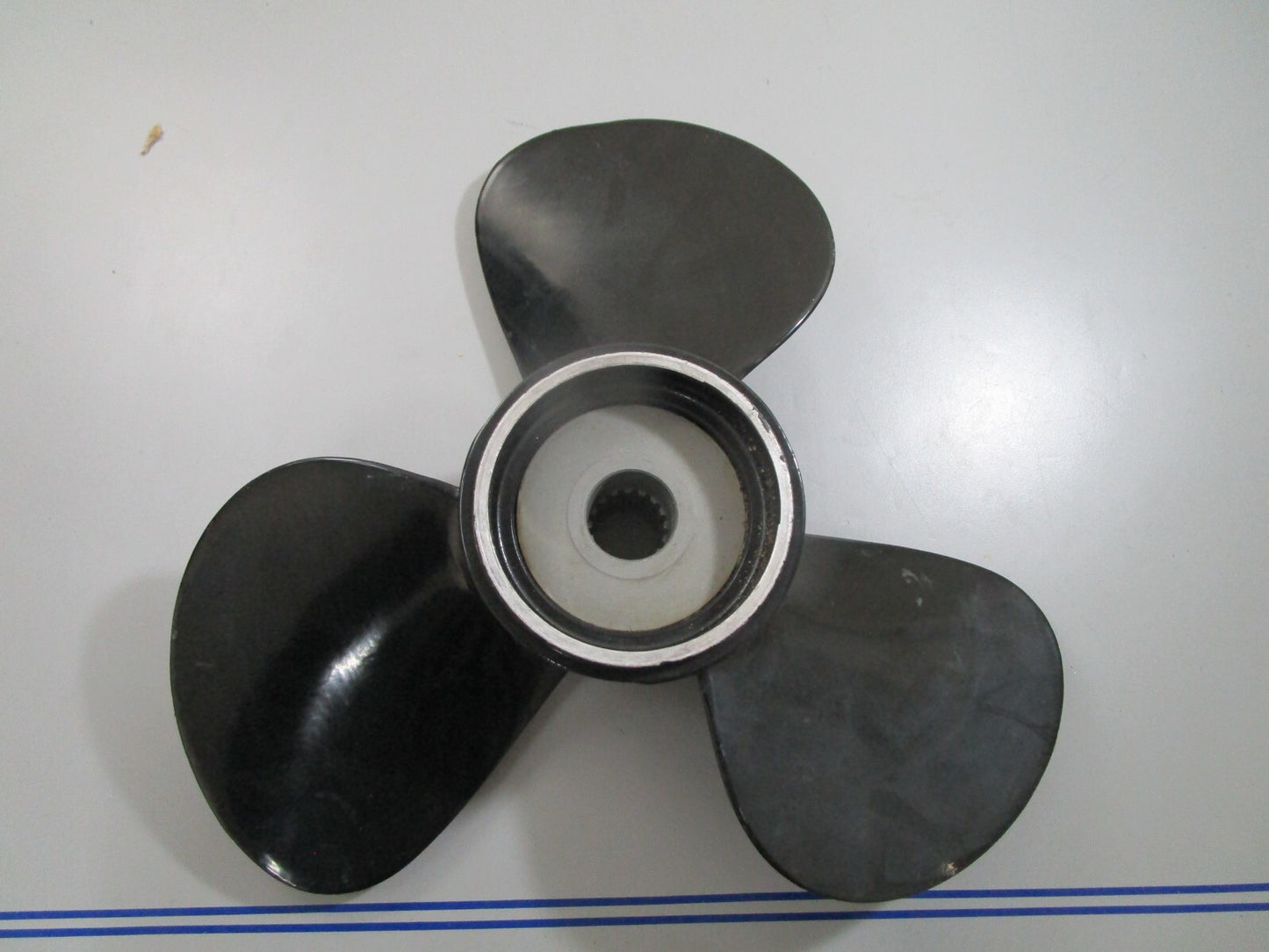 *NEW OEM* 0820 Volvo Penta 14×13 Propeller 813284