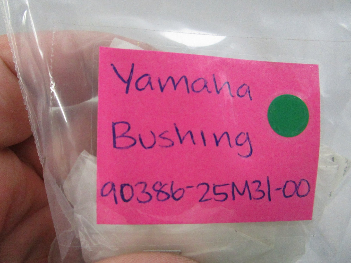 NEW OEM 90386-25M31-00 Yamaha Bushing 0810