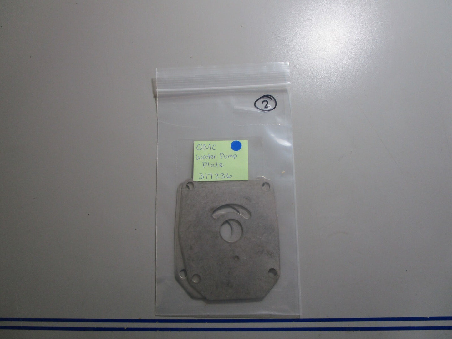 *NEW OEM* 0810 OMC Johnson Evinrude Water Pump Plate 317236 0317236