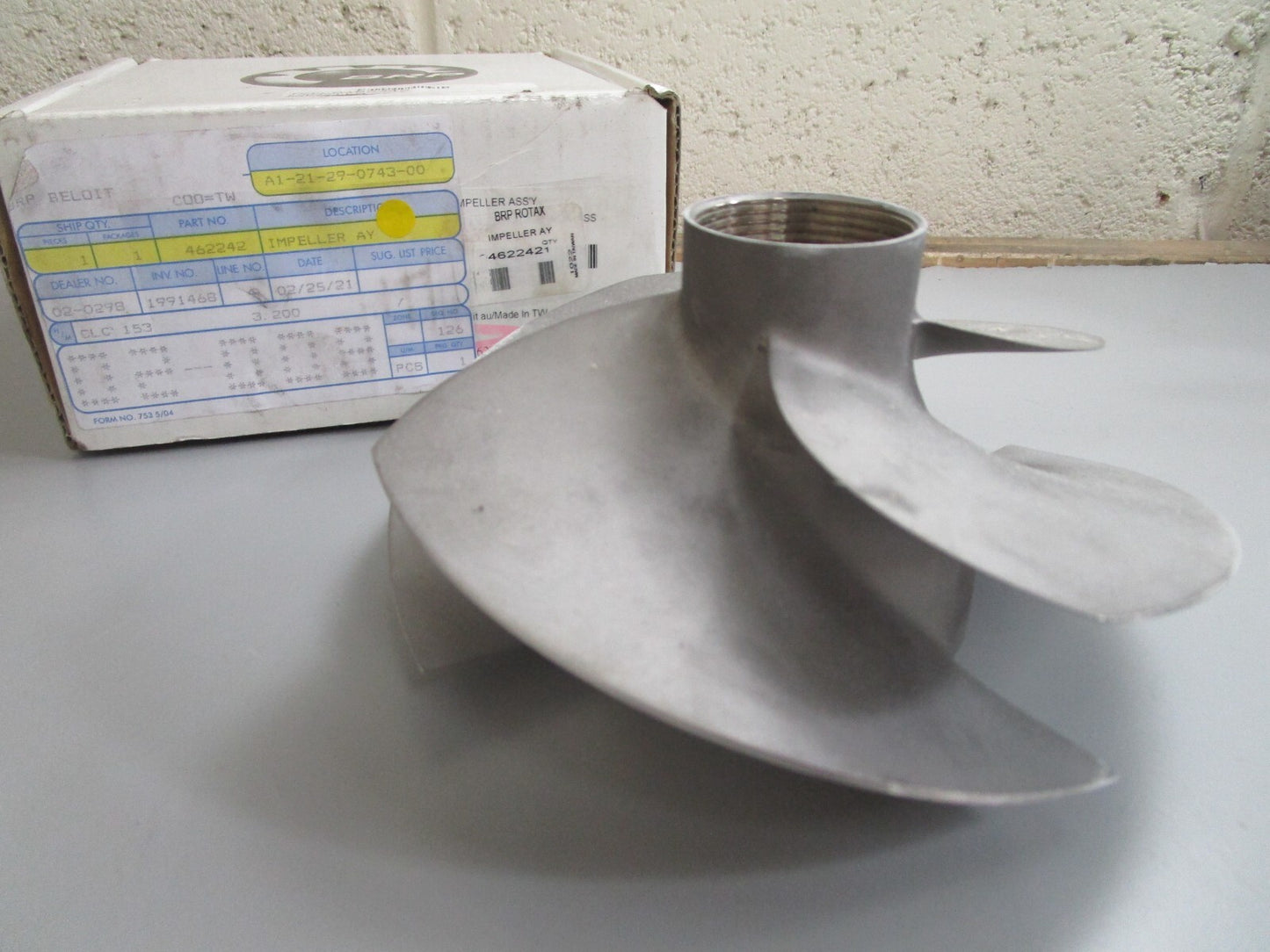 *NEW OEM* 0820 OMC Johnson Evinrude Impeller Ay 465542 0465542