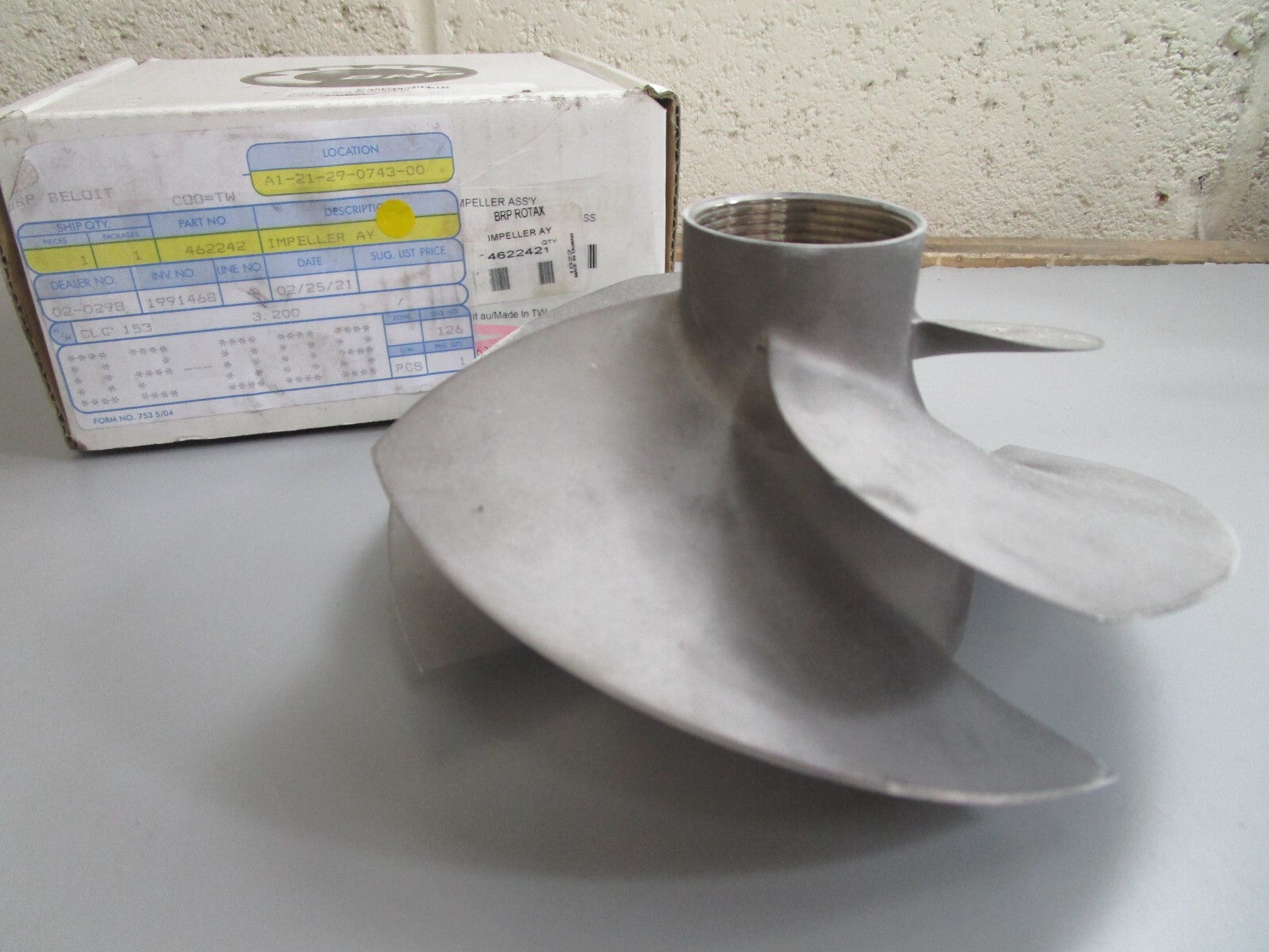 *NEW OEM* 0820 OMC Johnson Evinrude Impeller Ay 465542 0465542