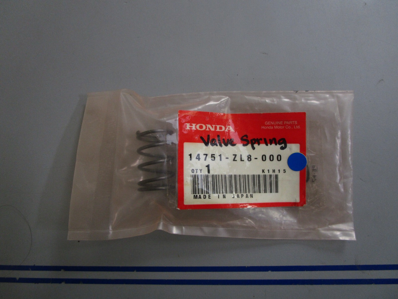 *NEW OEM* 0810 Honda Valve Spring 14751-ZL8-000
