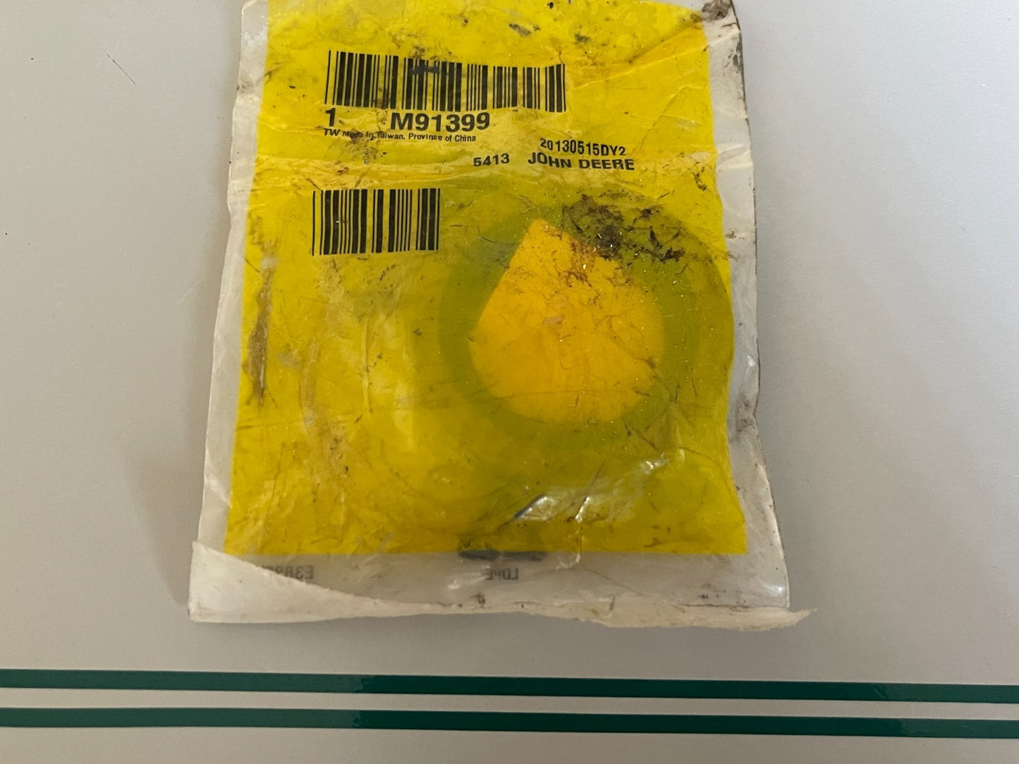 John Deere M91399 NEW OEM Spindle Hub Seal 655 755 855 Fairway Mower NOS 0720