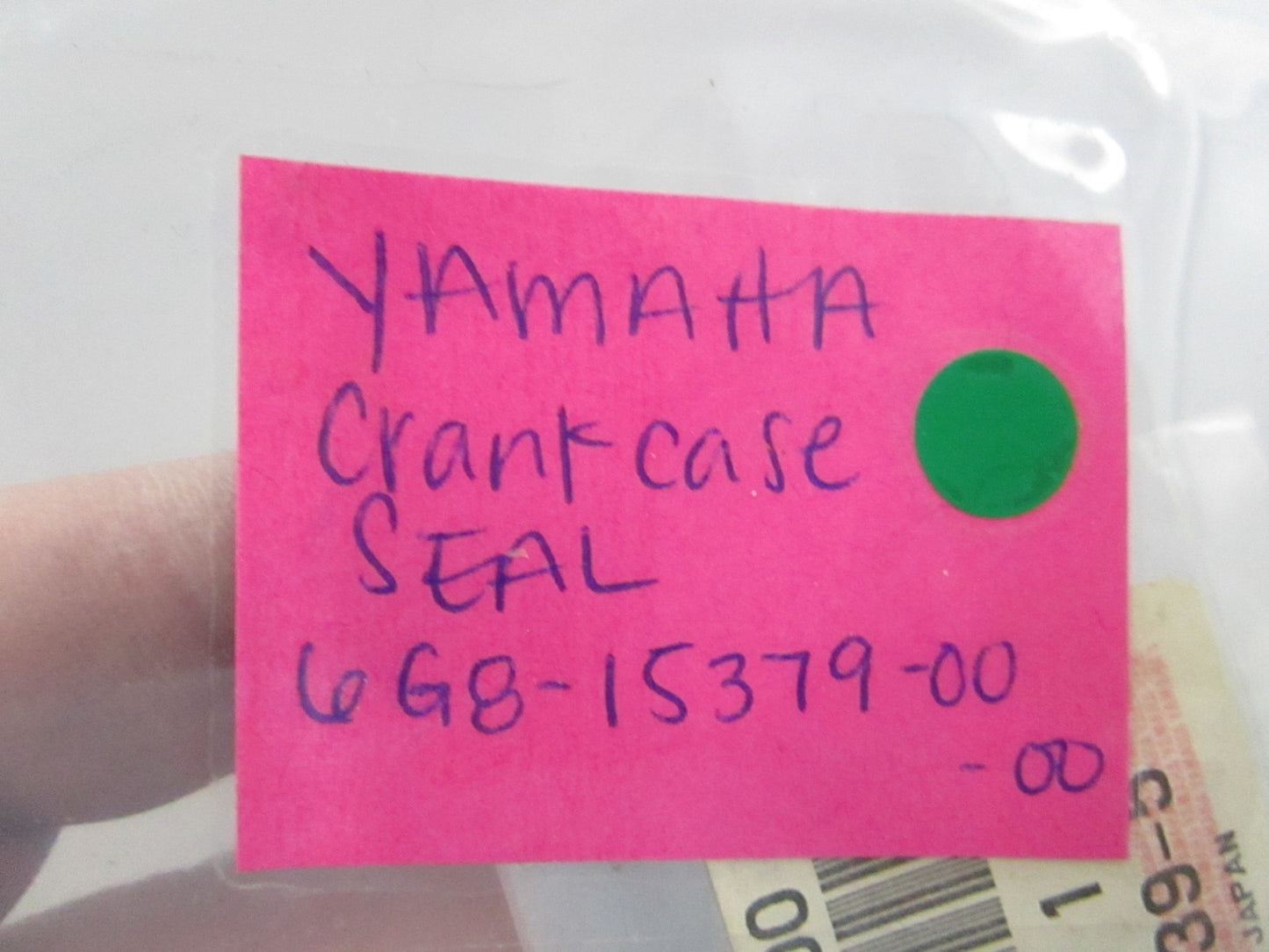 NEW OEM 6G8-15379-00-00 Yamaha Crankcase Seal 0810