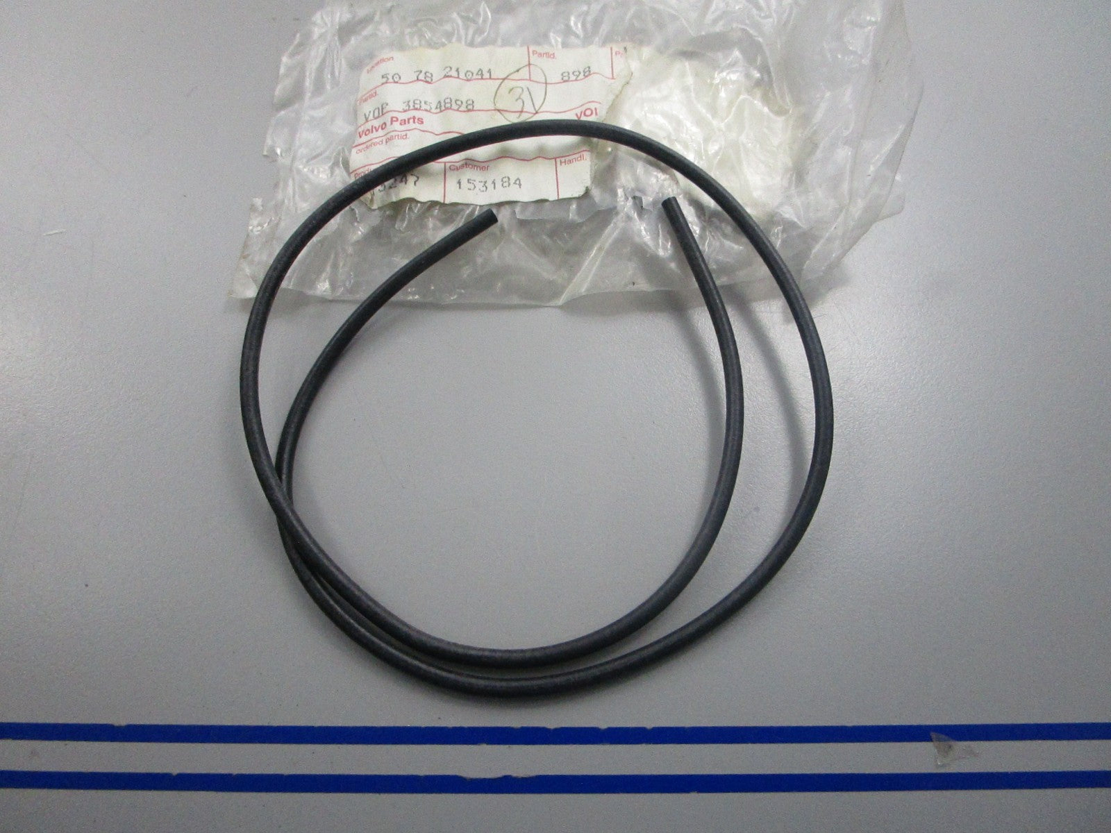 NEW OEM 3854898 Volvo Penta Seal 0810
