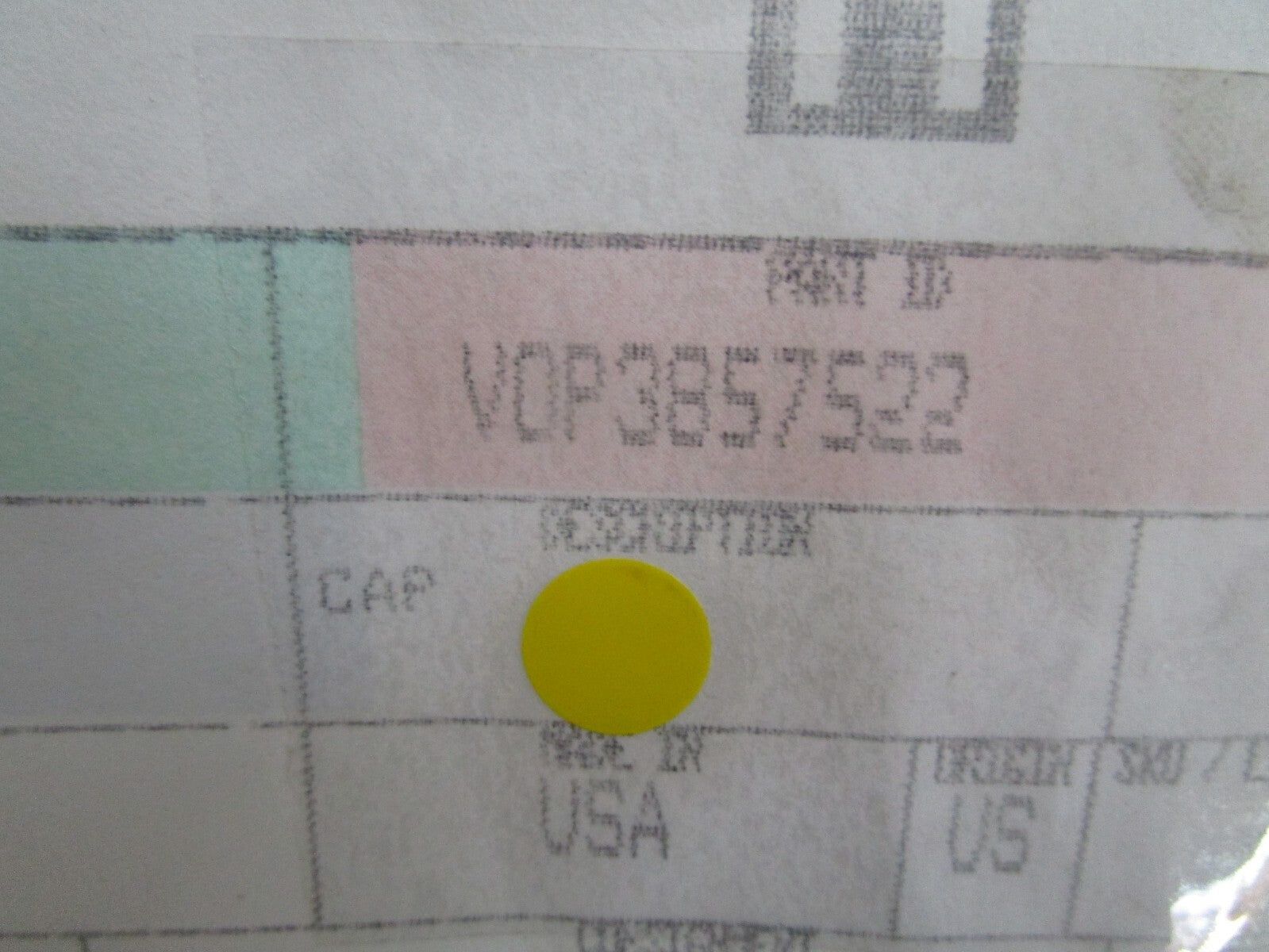 *NEW OEM* 0810 Volvo Penta Cap 3857522