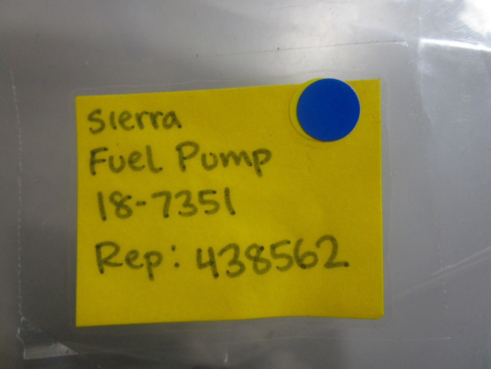 *NEW* 0810 Sierra Fuel Pump 18-7351 Replaces: OMC 438562 0438562