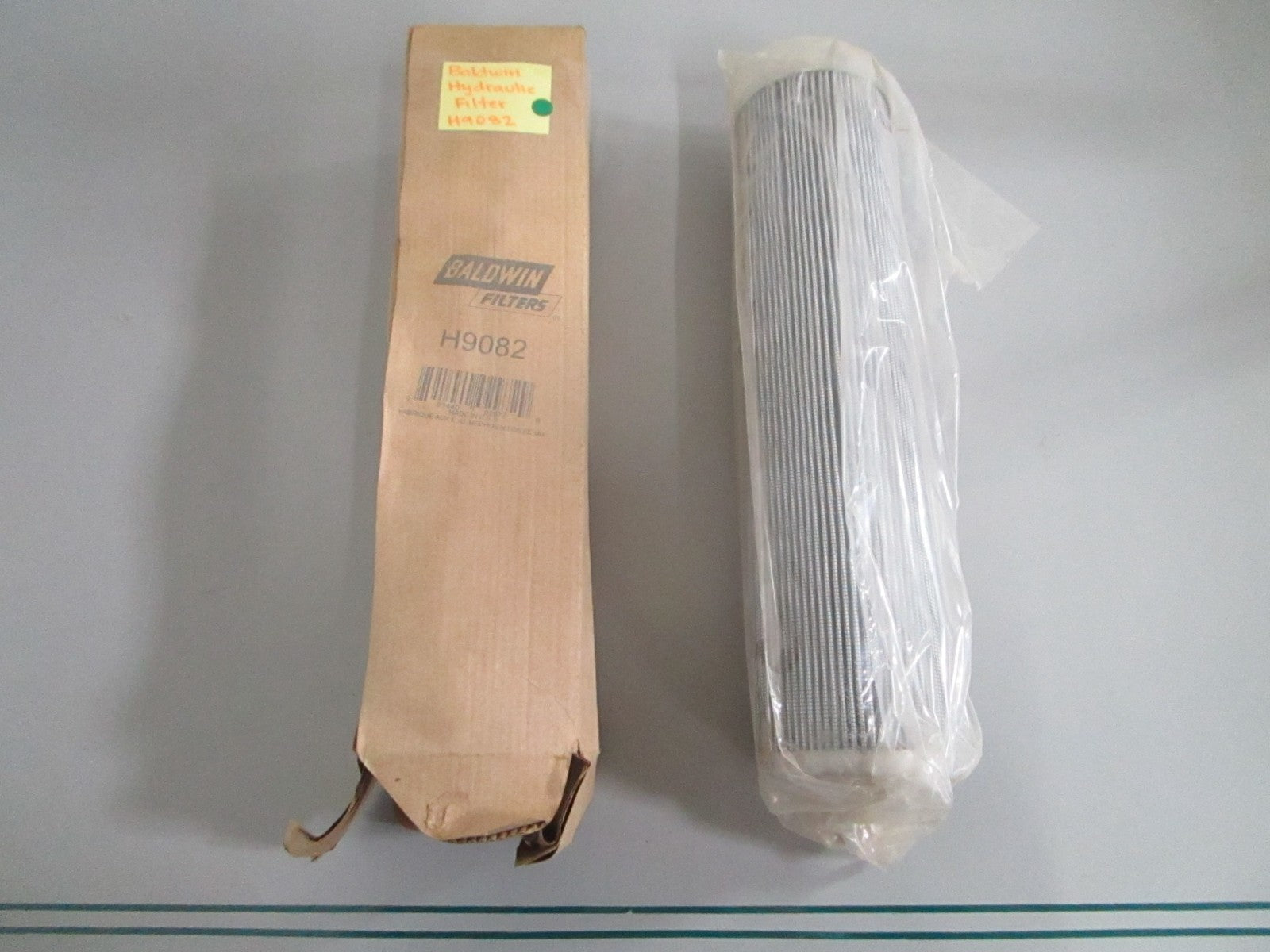 NEW H9082 Baldwin Hydraulic Filter 0820