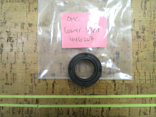 *NEW OEM* 0750 OMC Johnson Evinrude LOWER SEAL 446207 0446207