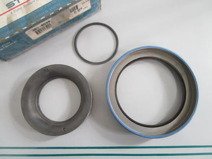 NEW OEM 382-8039 Stemco Seal and Spacer 0820