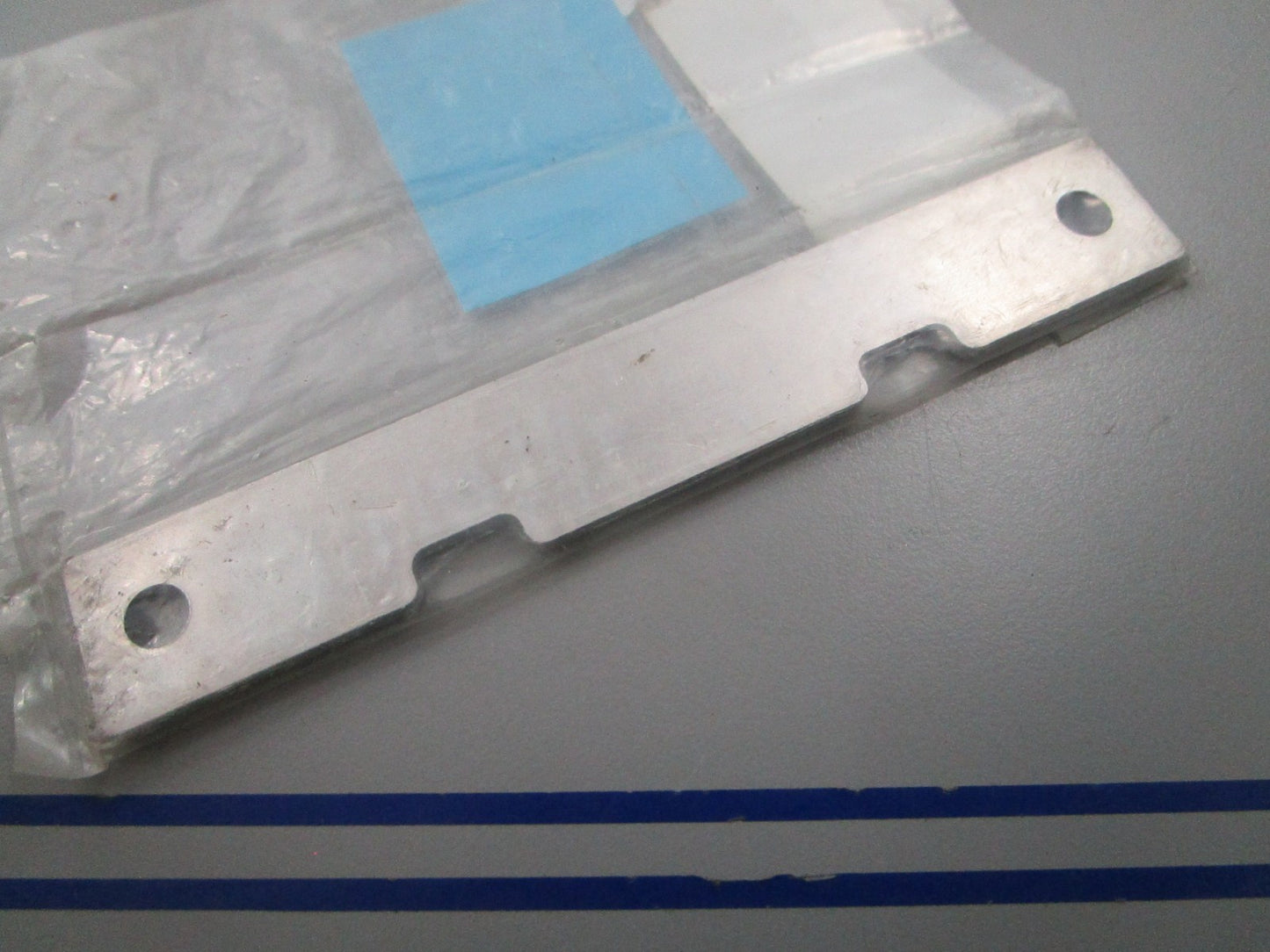 NEW OEM 3B2-62118-0 3B2621180 Tohatsu Distance Plate Bracket 0810