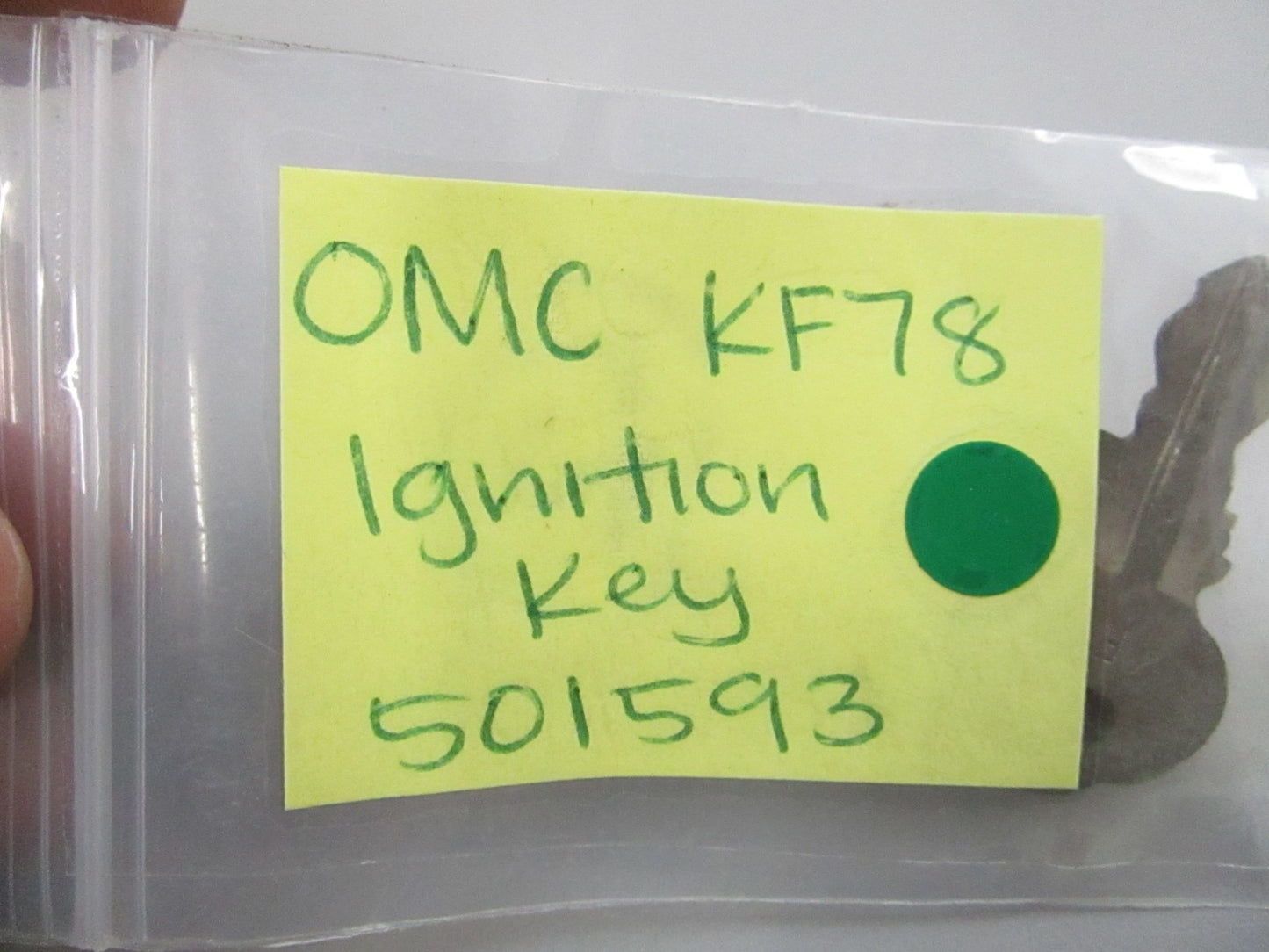 NEW OEM (LOT OF 2) 501593 0501593 OMC Johnson Evinrude KF78 Ignition Key 0810