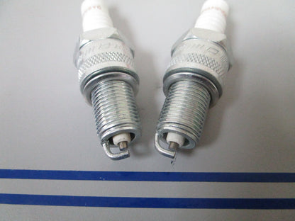 NEW (LOT OF 2) RN9YC Champion Spark Plug 0810
