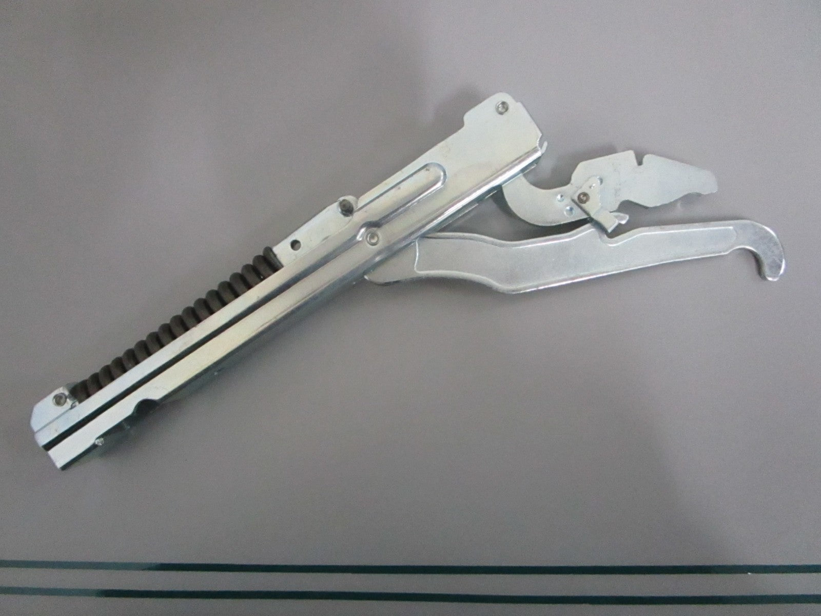 NEW OEM 00487746 Bosch Oven Door Hinge 0820