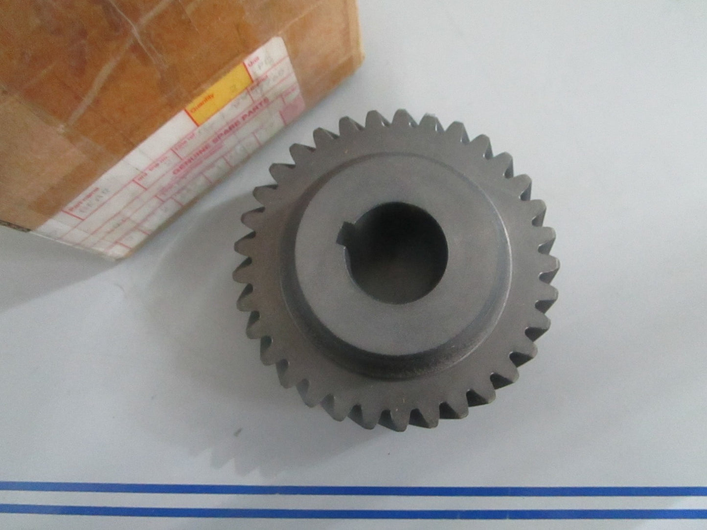 *NEW OEM* 0820 Volvo Penta Gear 423087