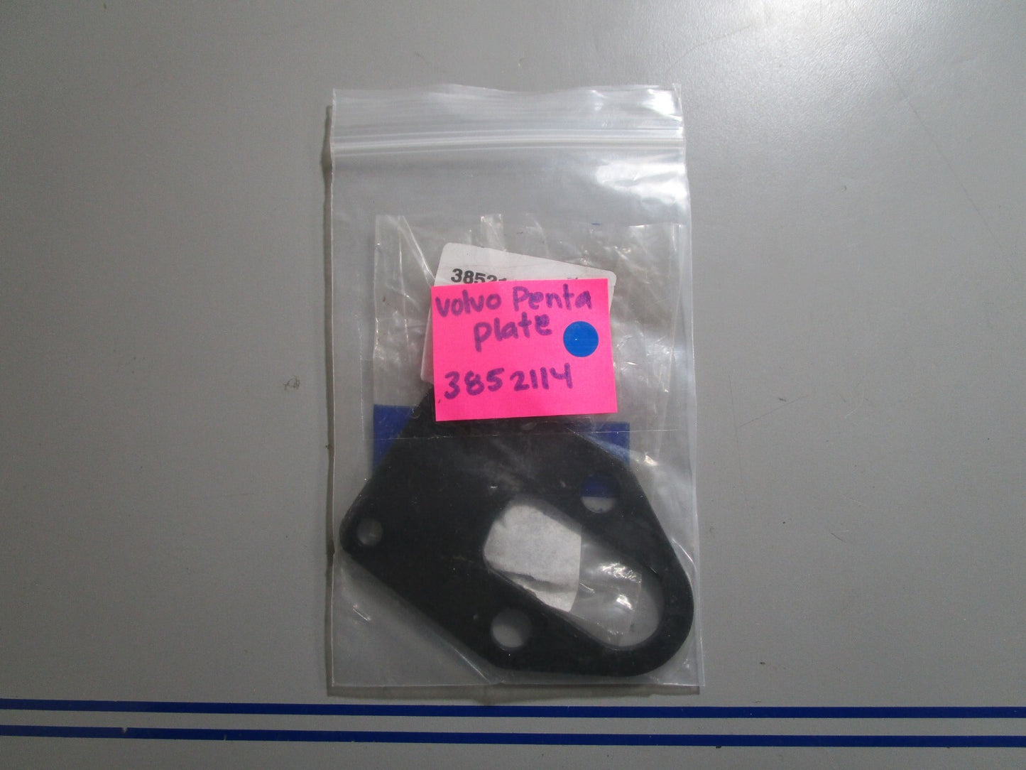 *NEW OEM* 0810 Volvo Penta Plate 3852114